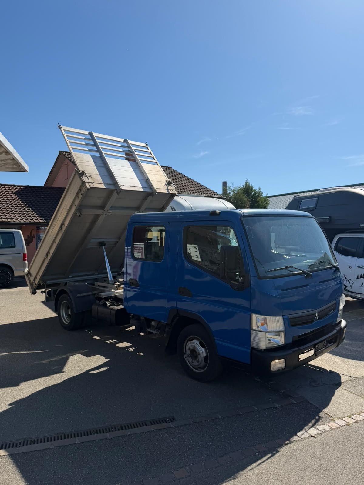 MITSUBISHI FUSO Canter 3C15D Duonic