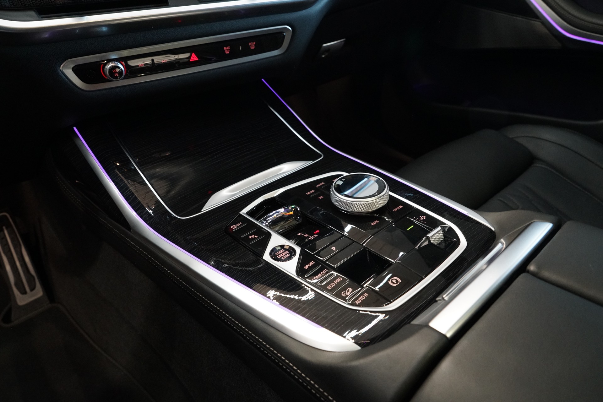 BMW X7 xDrive 48V 40d M Sport Pro Steptronic 7-Plätzer-image-16