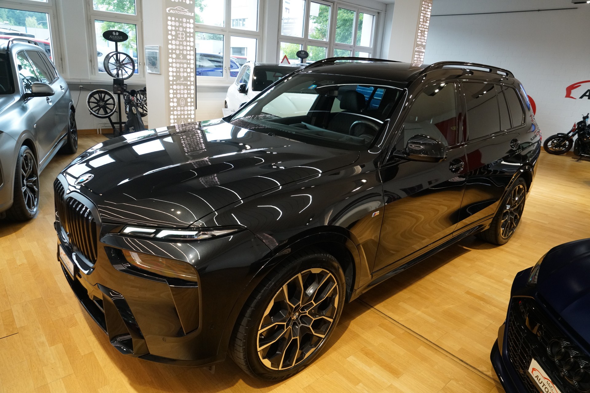 BMW X7 xDrive 48V 40d M Sport Pro Steptronic 7-Plätzer-image-9