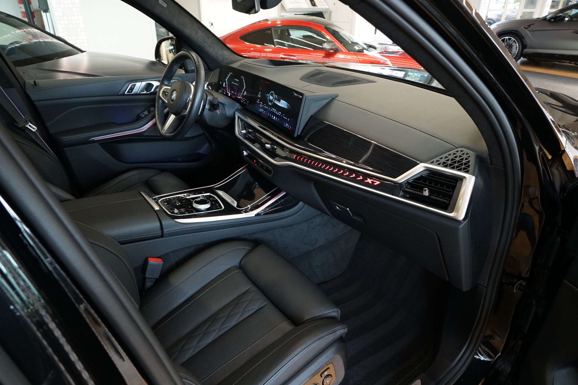 BMW X7 xDrive 48V 40d M Sport Pro Steptronic 7-Plätzer-image-12