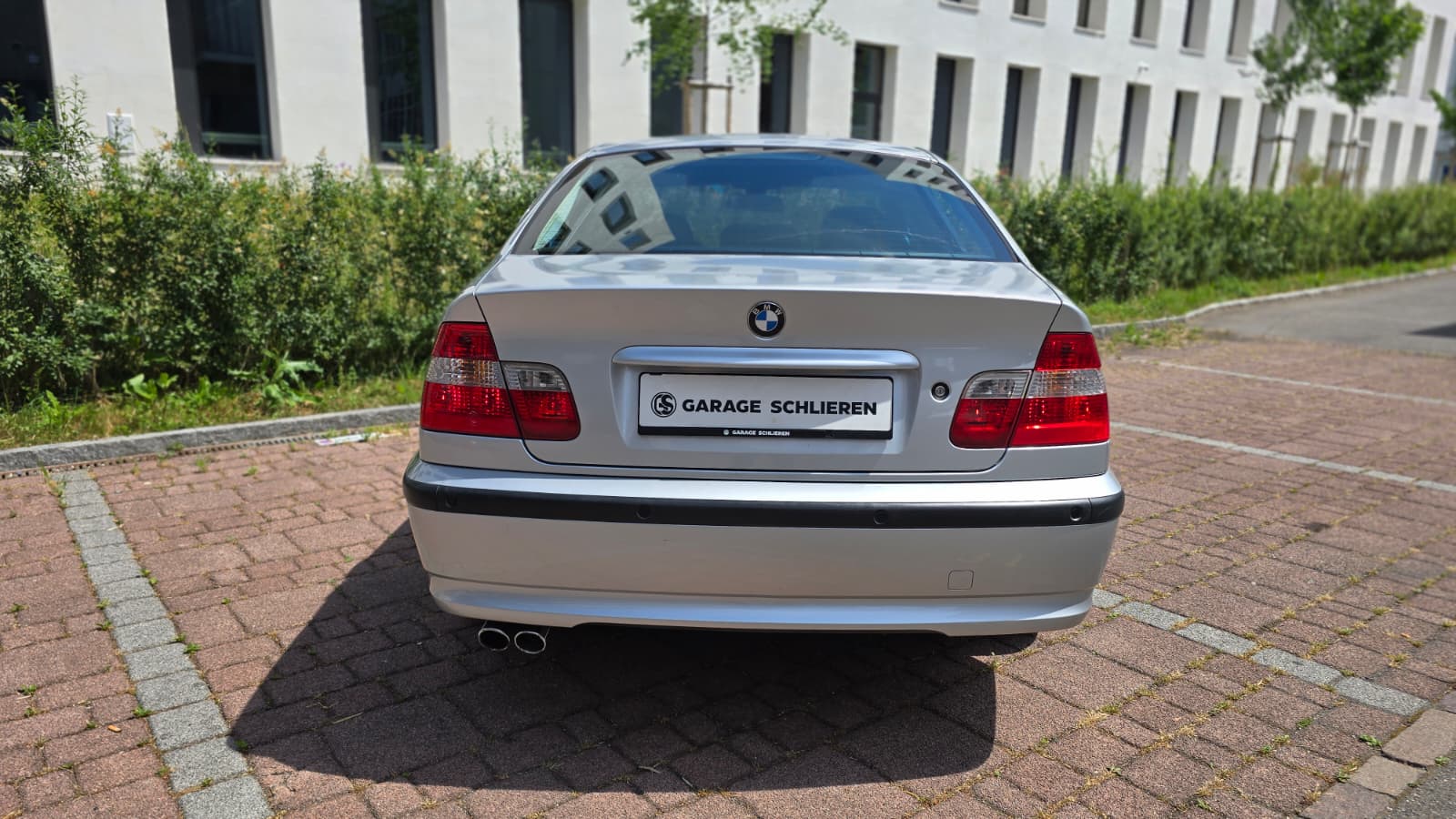 BMW 330xi Facelift Frisch ab MFK und Service / Elk Leder Sitz / XENON / Tempomat / PDC Sens. / Regen Sens.-image-7