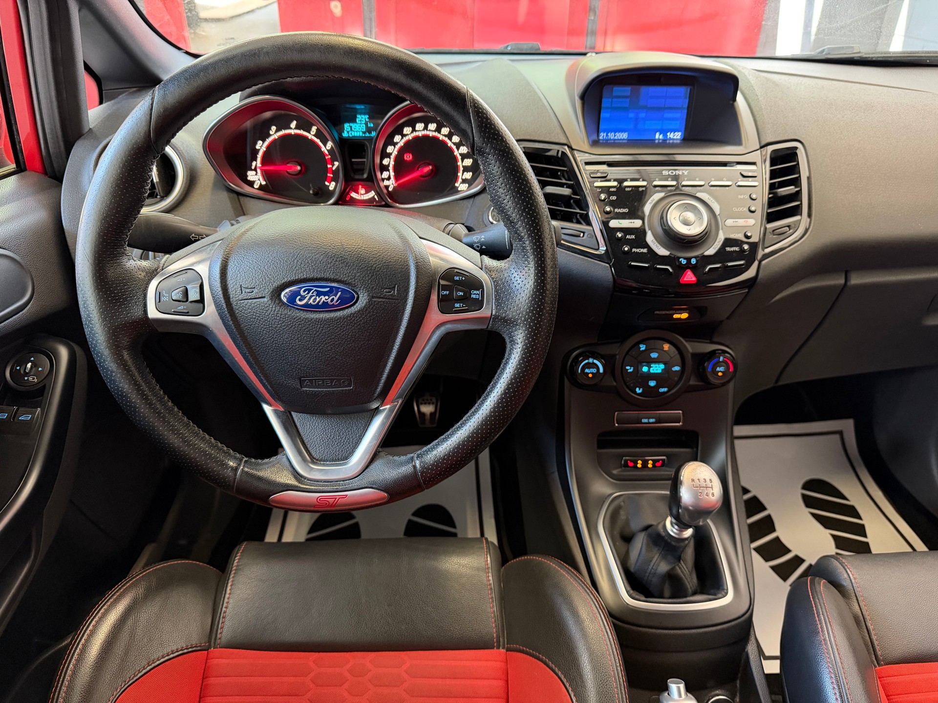 FORD Fiesta 1.6 SCTi ST-2 //NEU AB MFK!-image-12