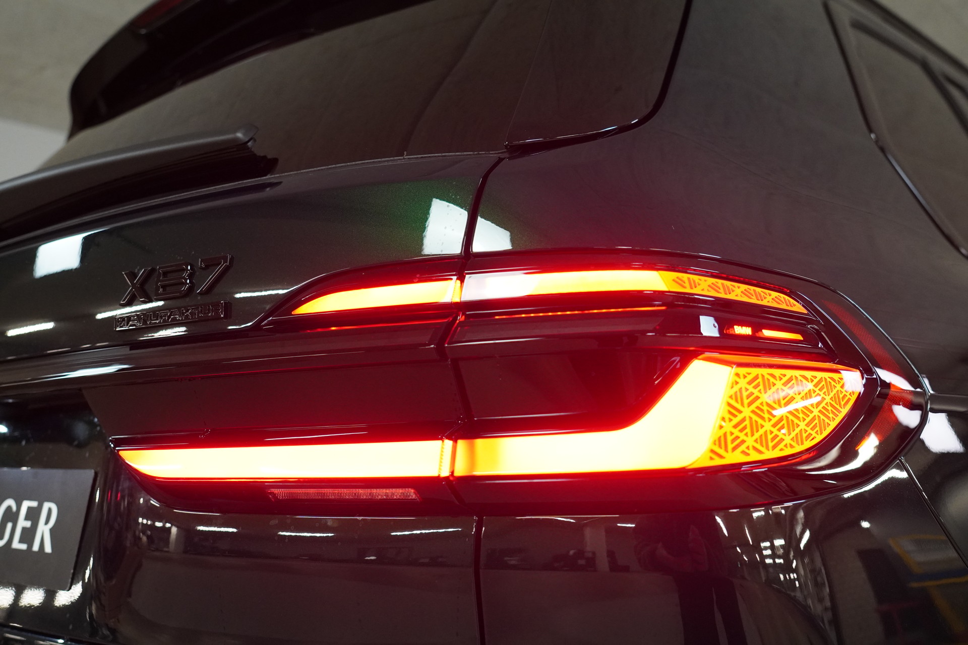 BMW-ALPINA XB 7 4.4 48V Allrad MANUFAKTUR-image-16