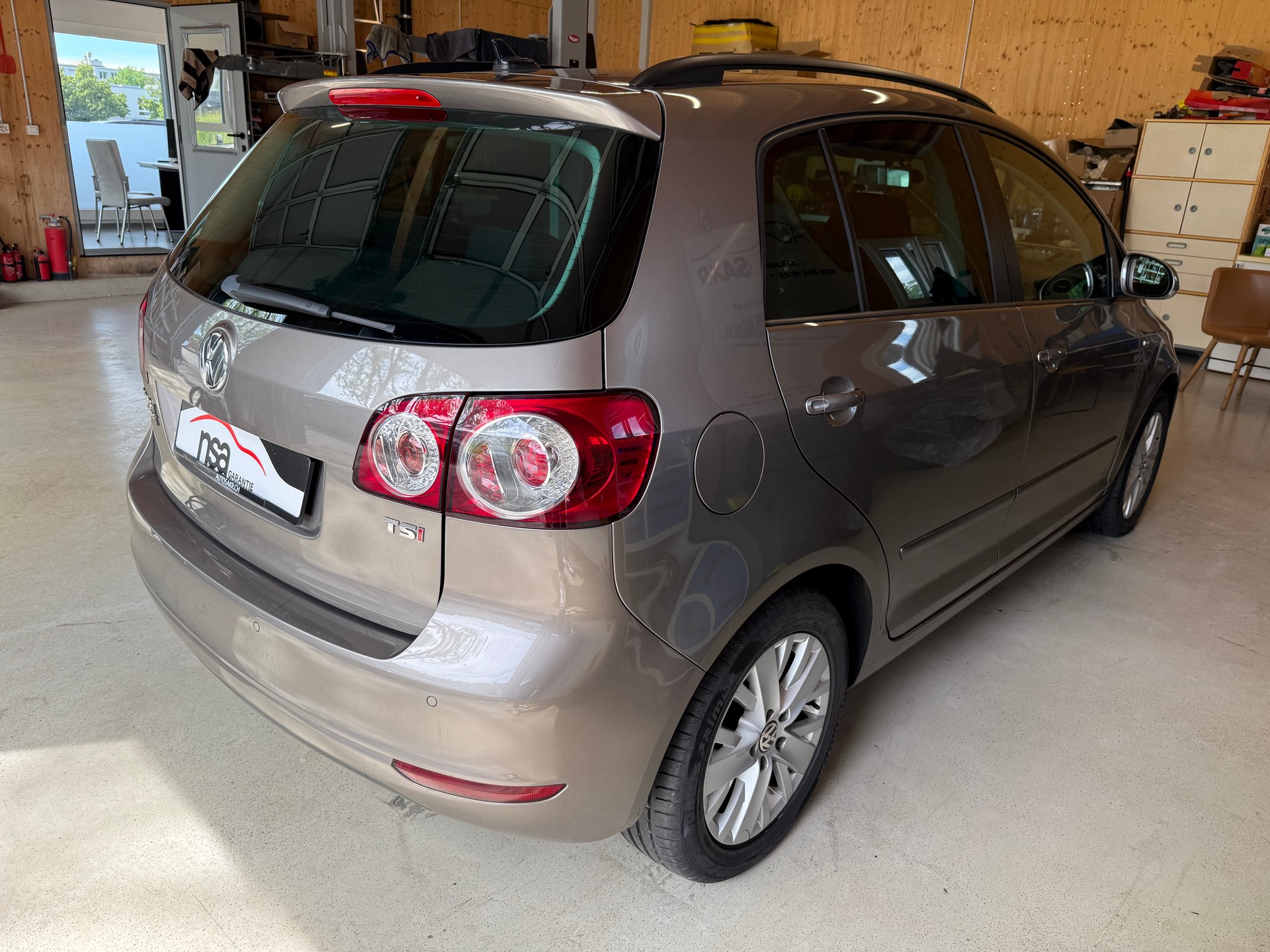 VW Golf Plus 1.4 TSI Trendline DSG-showroom-element-3