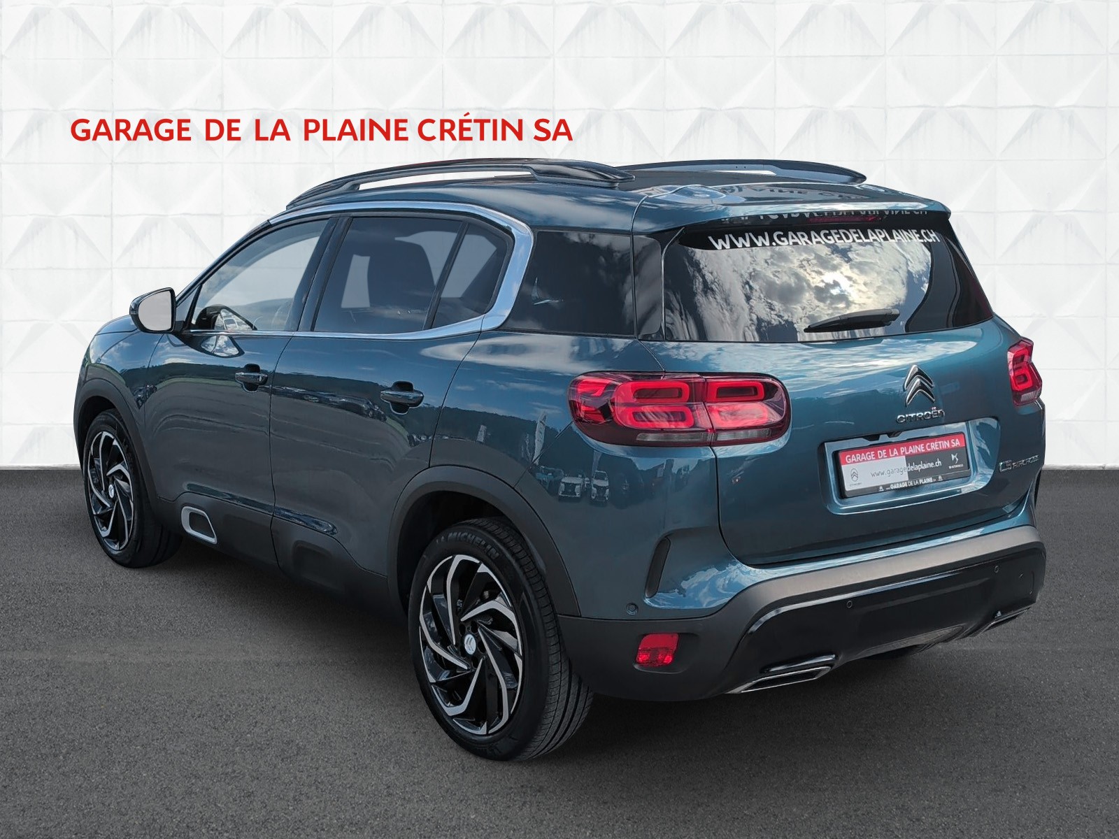 CITROEN C5 Aircross 1.6i Shine EAT8-showroom-element-3