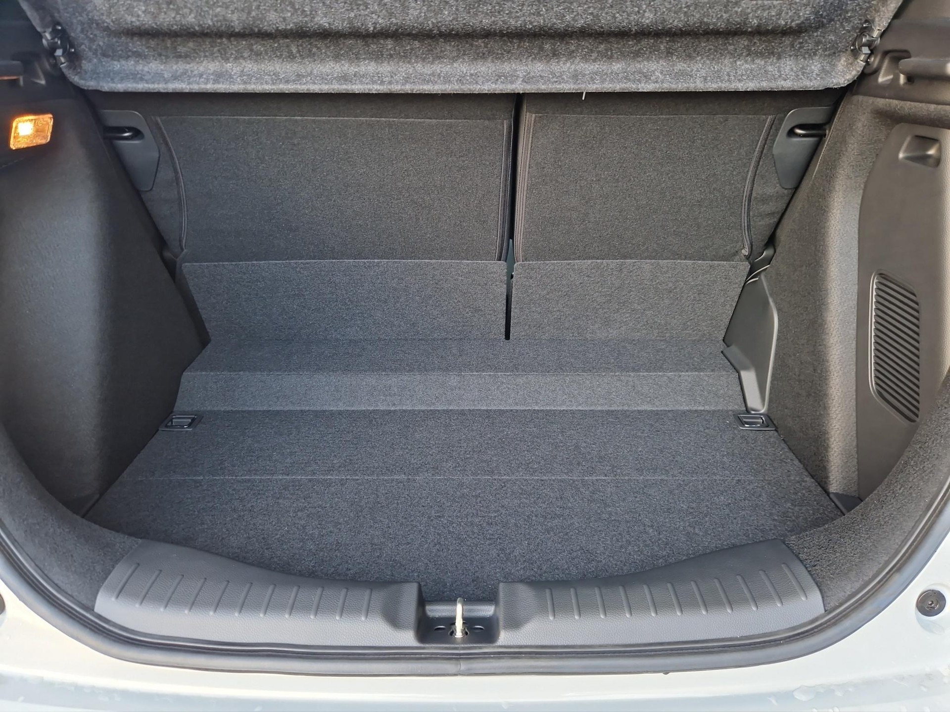 HONDA Jazz 1.5 i-MMD Elegance-image-19
