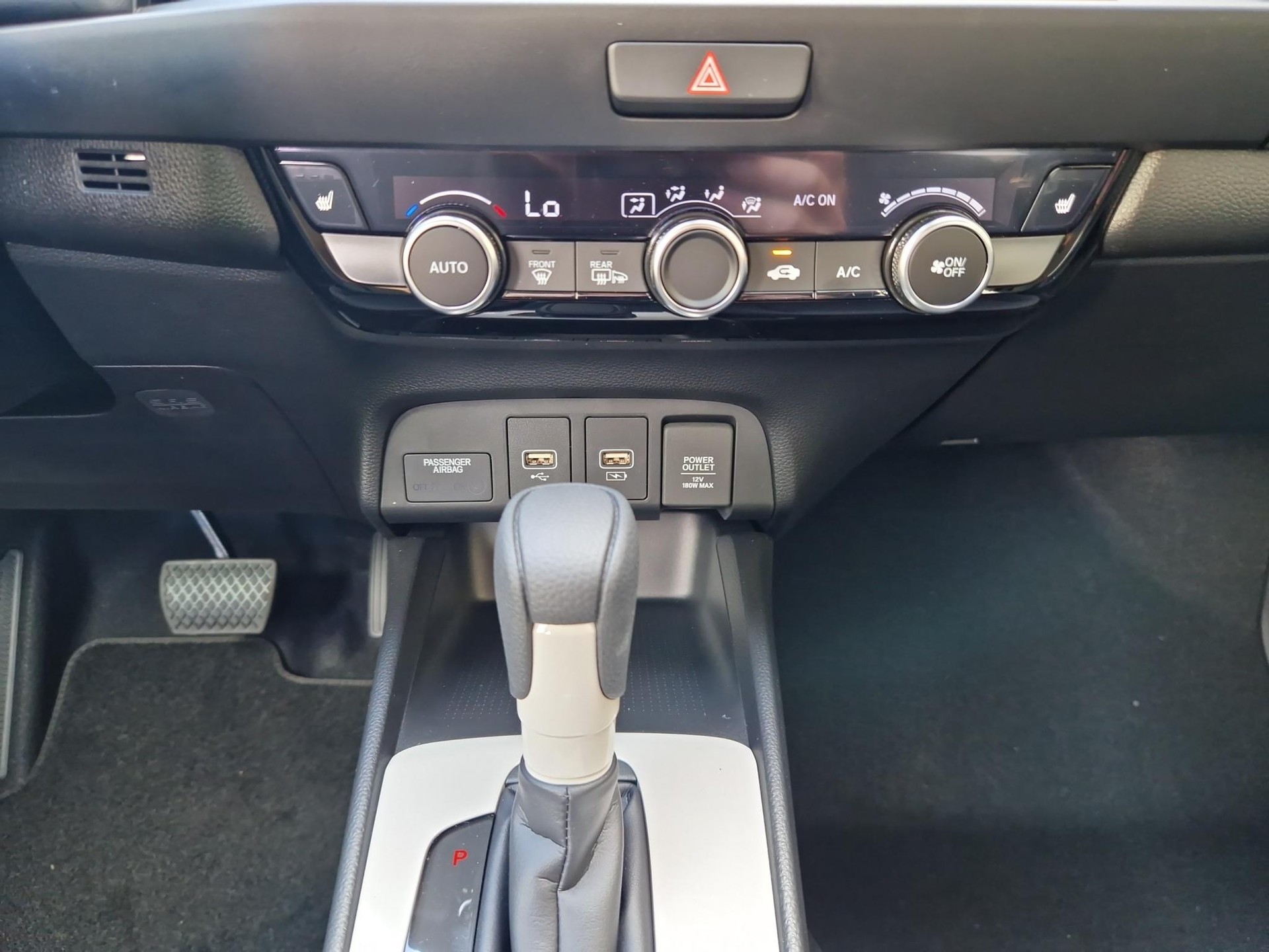 HONDA Jazz 1.5 i-MMD Elegance-image-13
