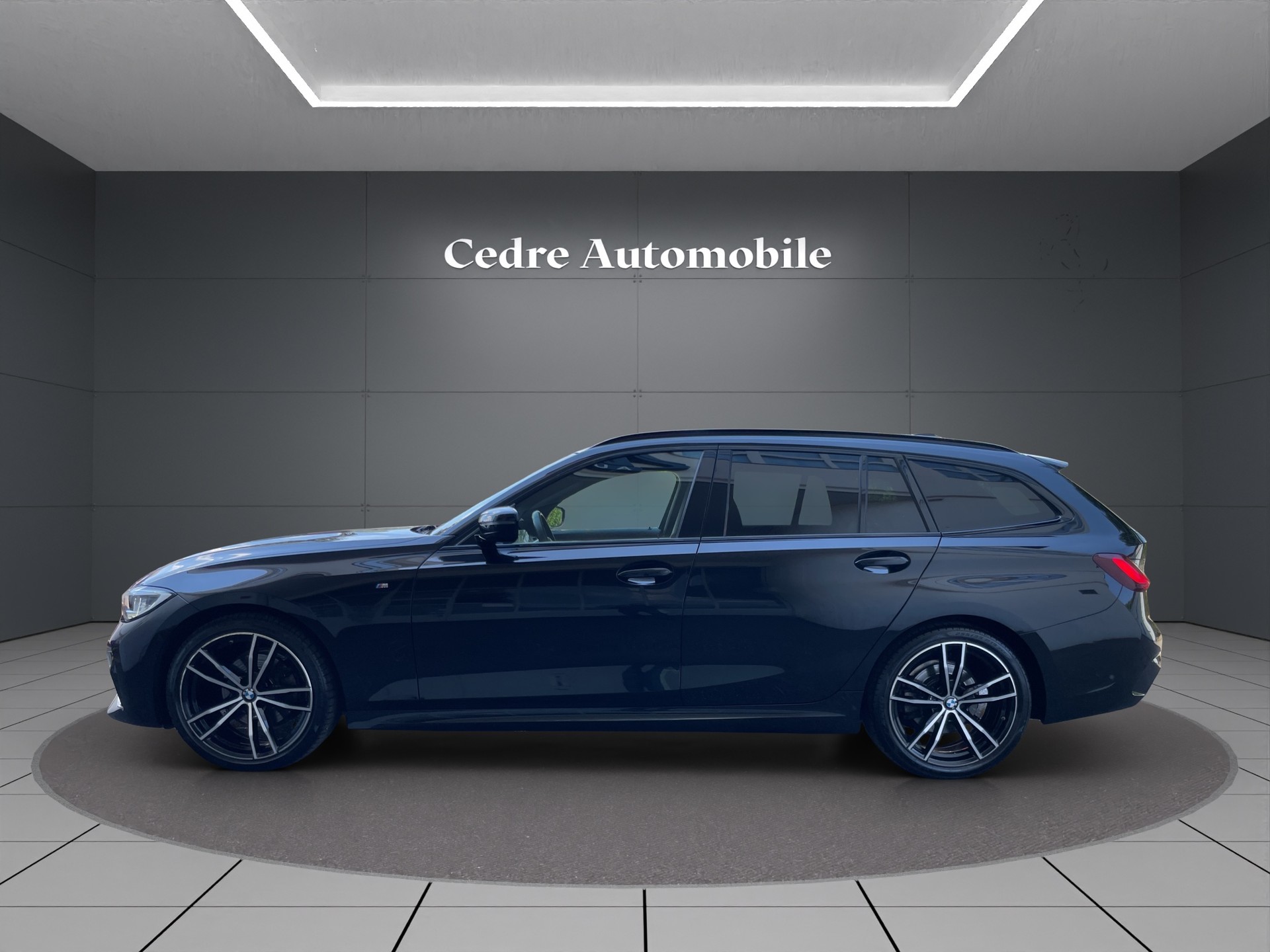 BMW 320d xDrive 48V Touring M Sport Steptronic-showroom-element-3