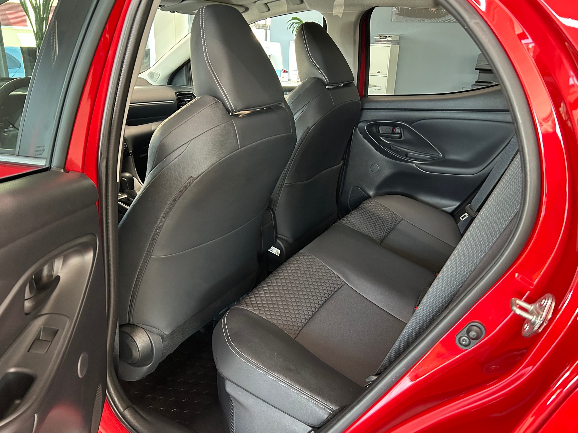 MAZDA 2 Hybrid Select-image-15