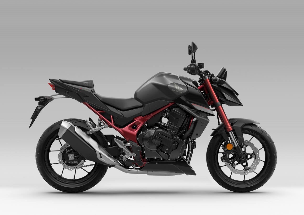 HONDA CB 750 Hornet E-Clutch-image-1