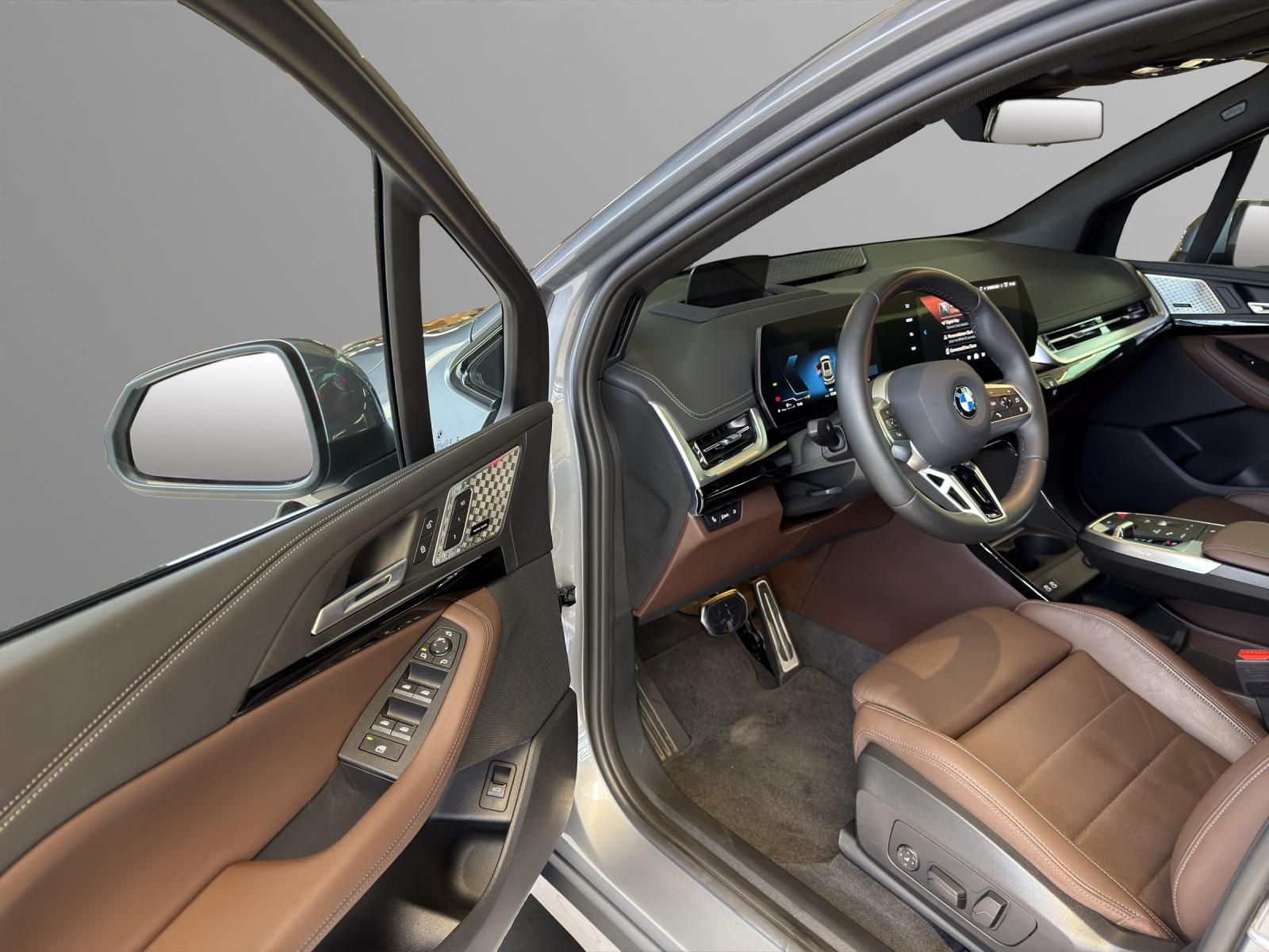 BMW 223i xDrive Active Tourer M-SportPaket-image-9