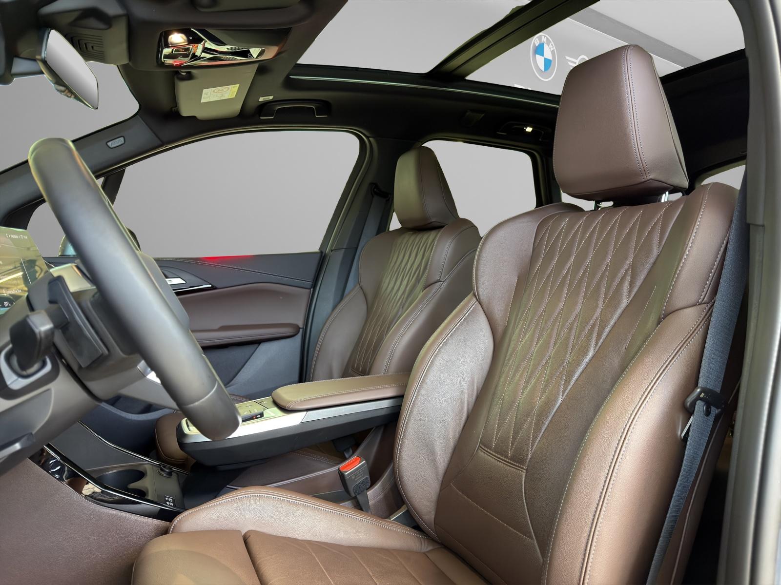 BMW 223i xDrive Active Tourer M-SportPaket-image-10