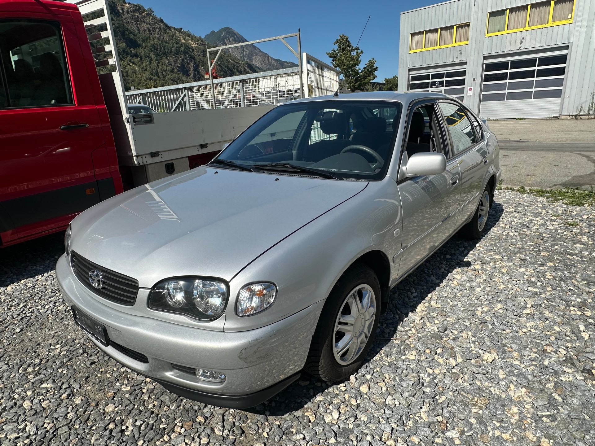 TOYOTA Corolla 1.6 Linea Sol plus-image-9