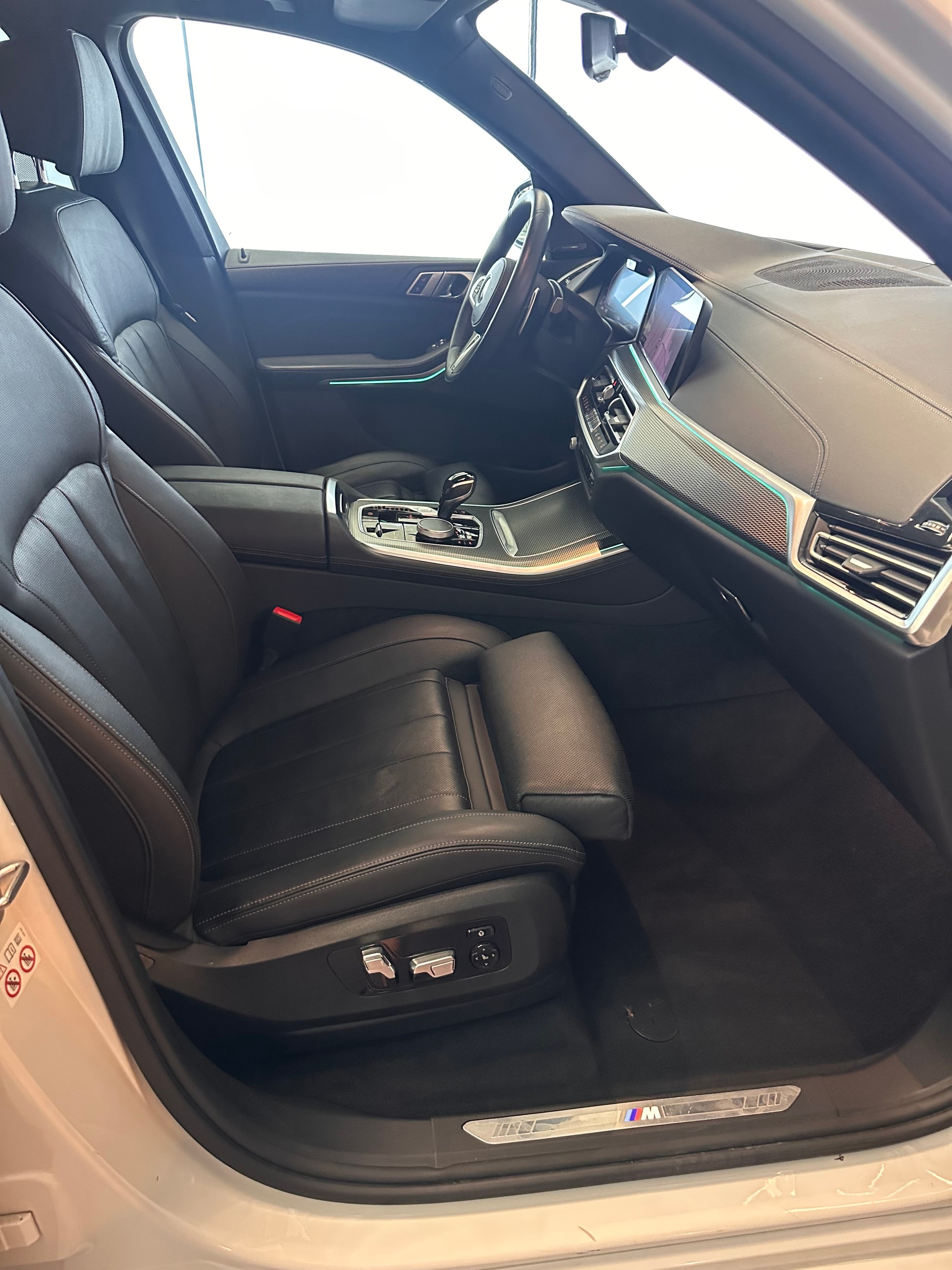 BMW X5 30d xDrive SAG-image-28