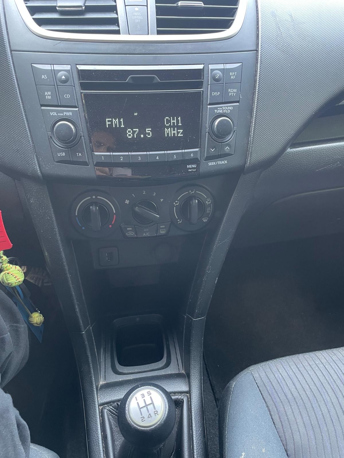 SUZUKI Swift 1.2i 16V GL Top 4x4-image-8