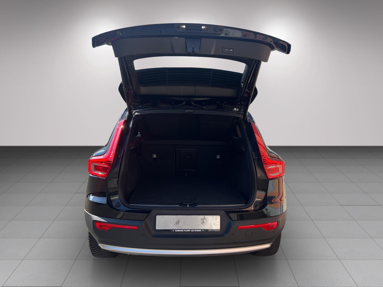 VOLVO XC40 1.5 T5 PiH Ultimate Bright-image-13