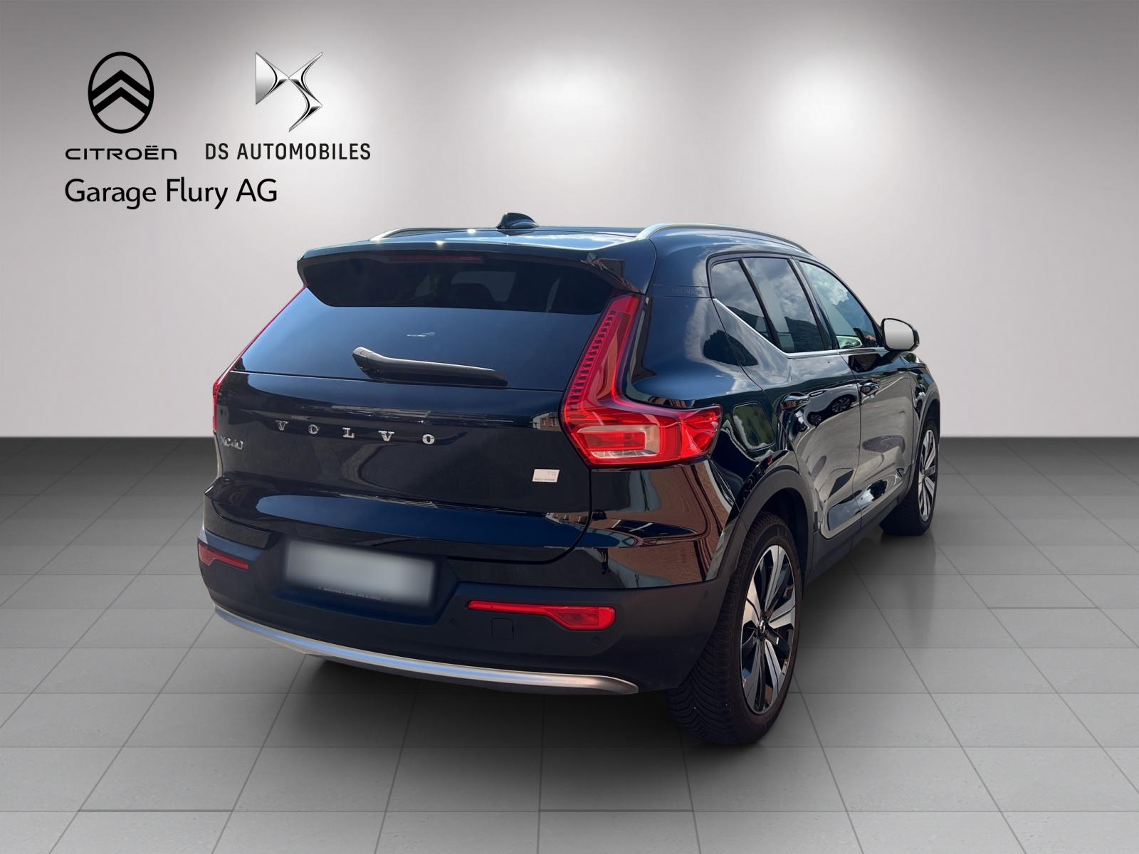 VOLVO XC40 1.5 T5 PiH Ultimate Bright-image-4