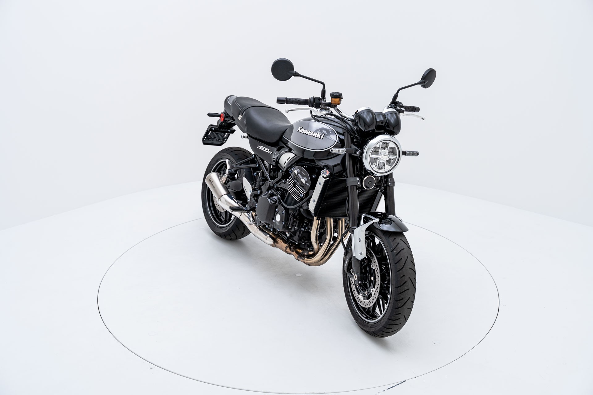 KAWASAKI Z 900 RS-image-1