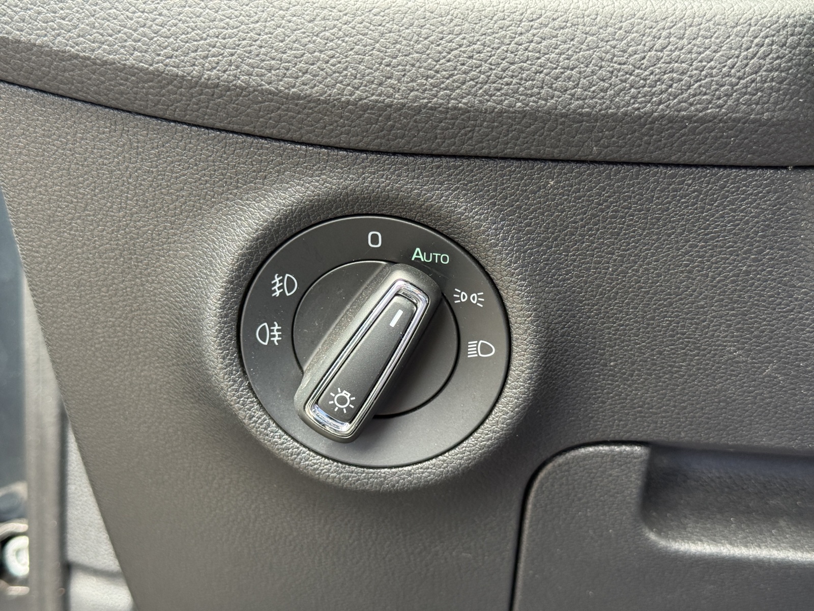 SKODA Kodiaq 2.0 TSI 4x4 Style-image-24