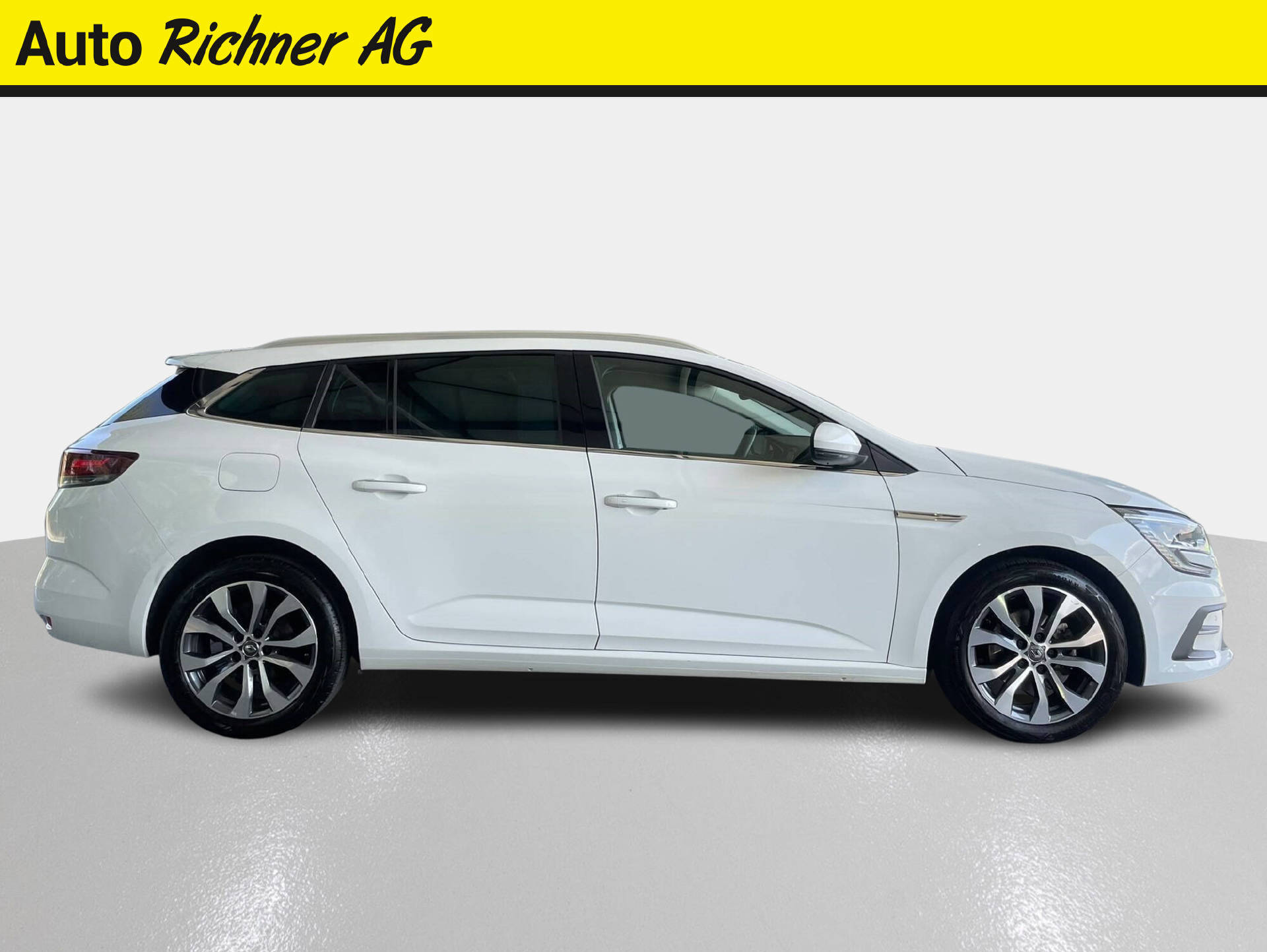 RENAULT Mégane Grandtour 1.3 TCe 140 techno EDC-showroom-element-2