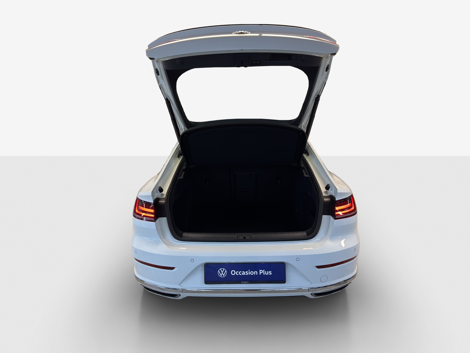 VW Arteon 2.0 TSI BMT R-Line 4Motion DSG-image-12