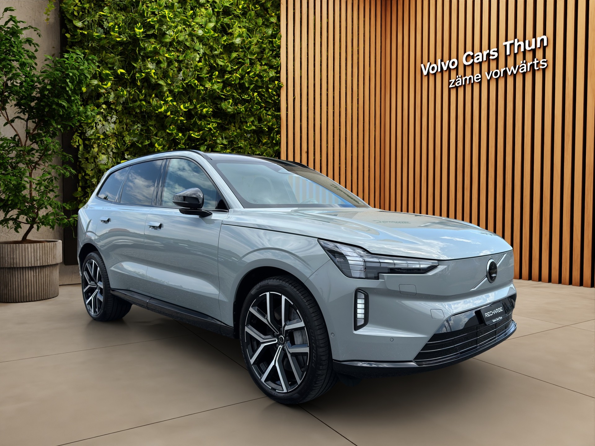 VOLVO EX90 Twin Performance Ultra AWD-showroom-element-2