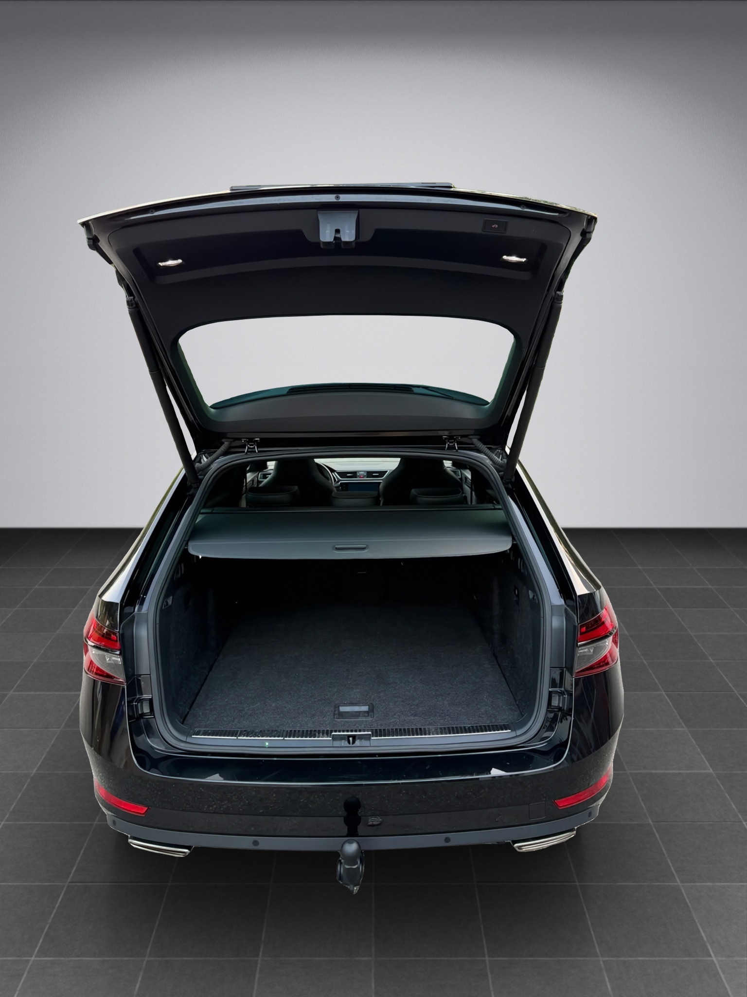 SKODA Superb Combi 2.0 TSI SportLine Plus 4x4 DSG * Facelift *-image-18