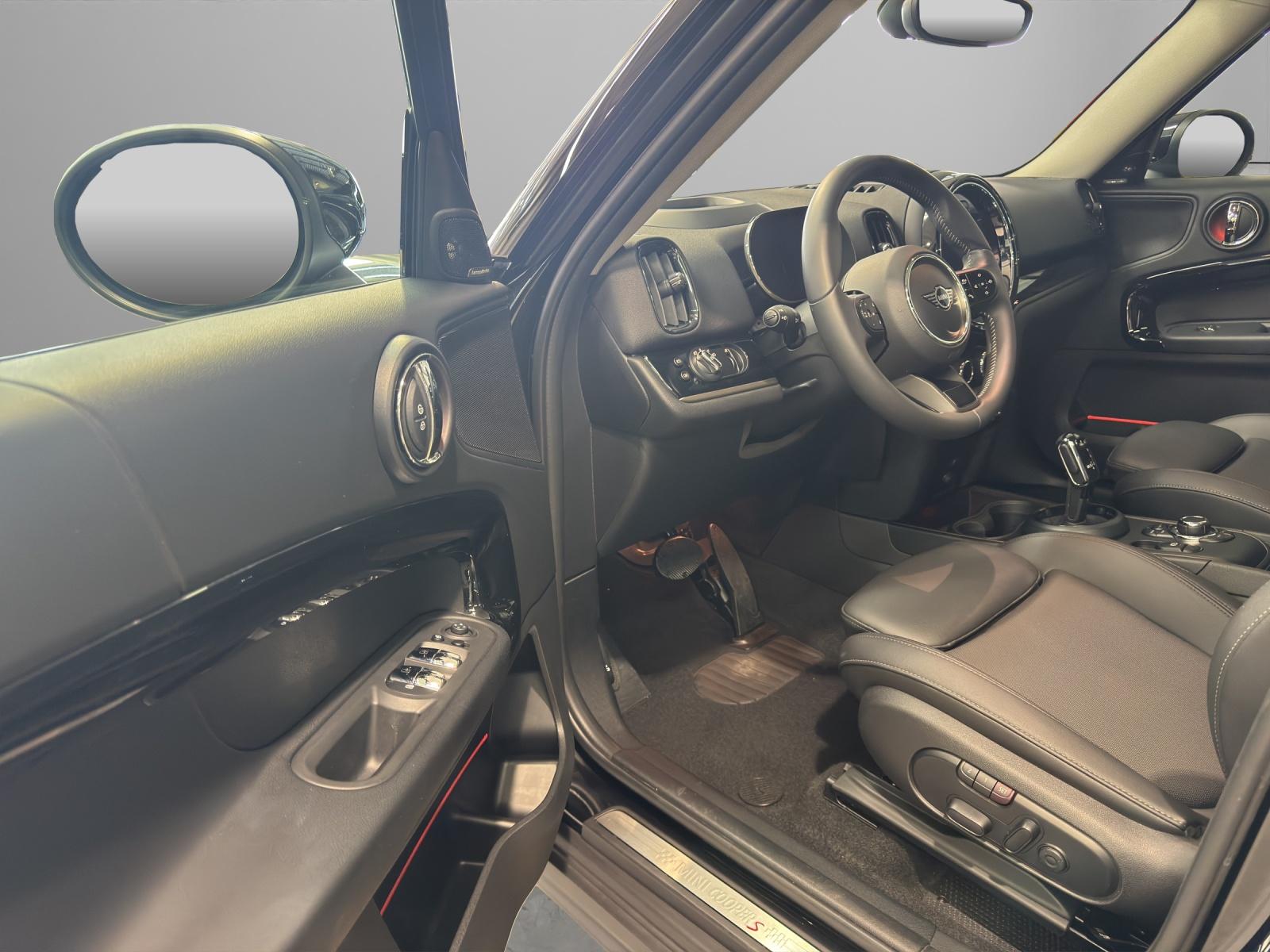 MINI Countryman F60 2.0i Cooper S SAG ALL4-showroom-element-3