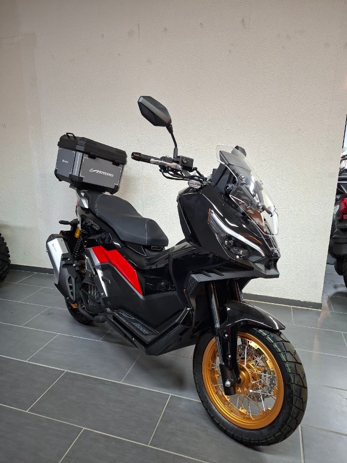 SWM Venturo 125-image-0
