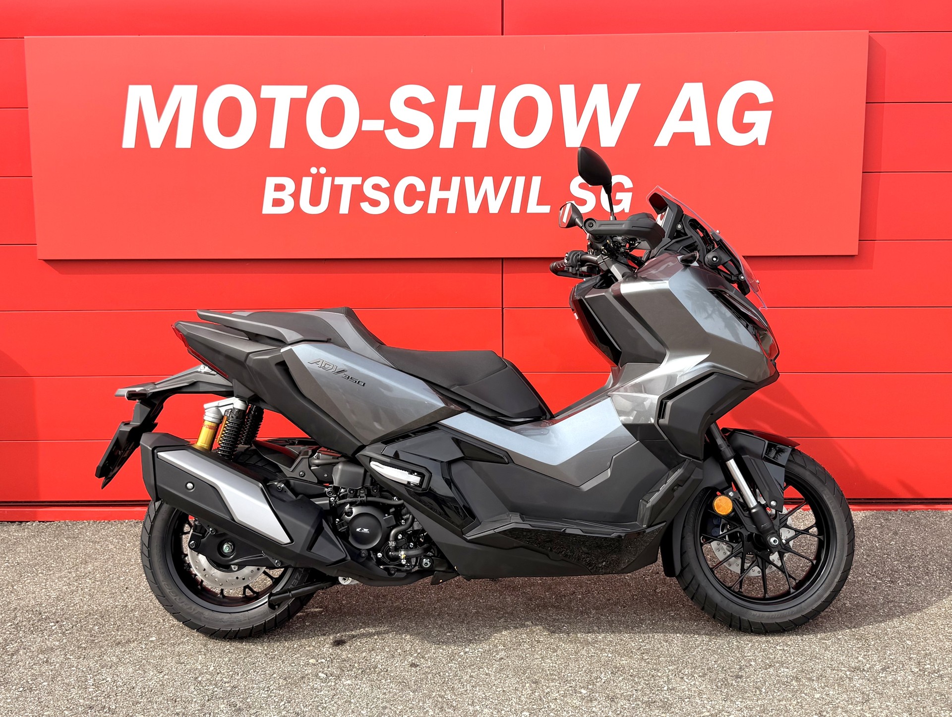 HONDA ADV 350