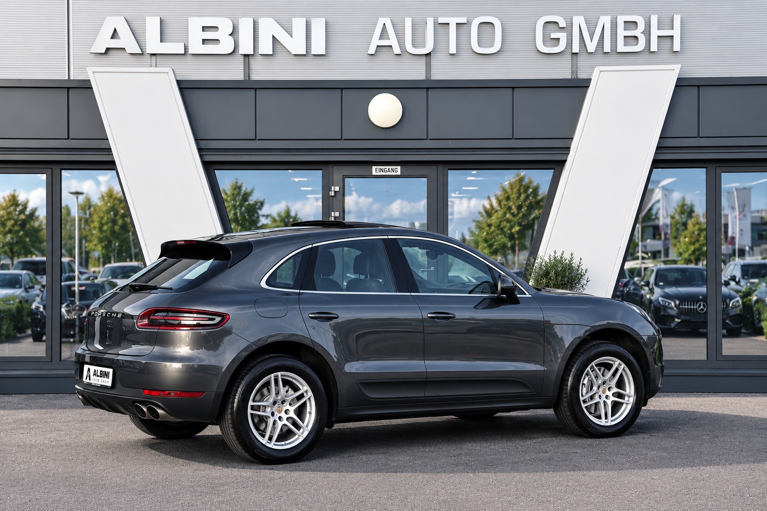 PORSCHE Macan 3.0 V6 S-showroom-element-2