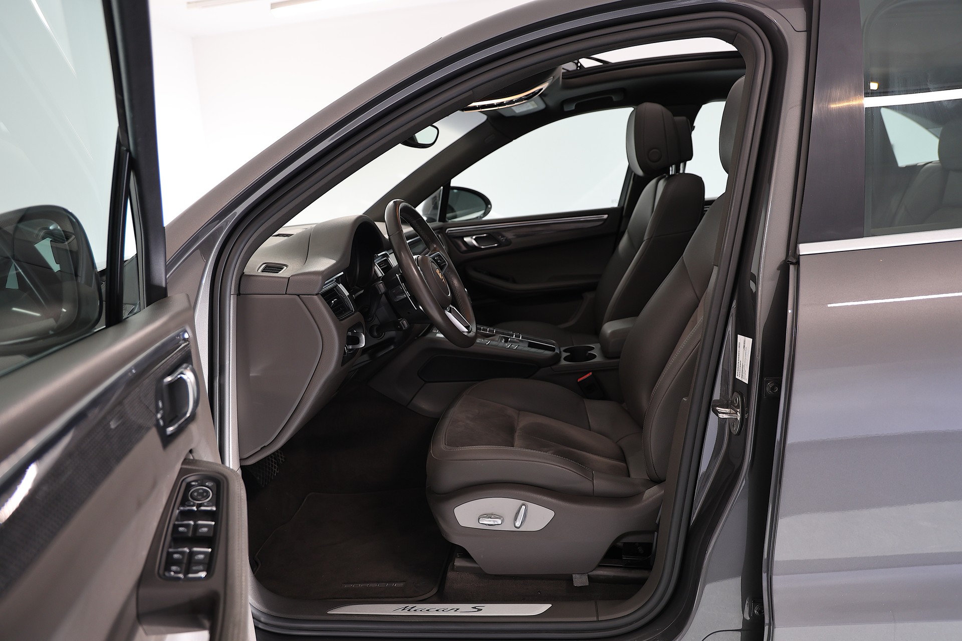 PORSCHE Macan 3.0 V6 S-image-4