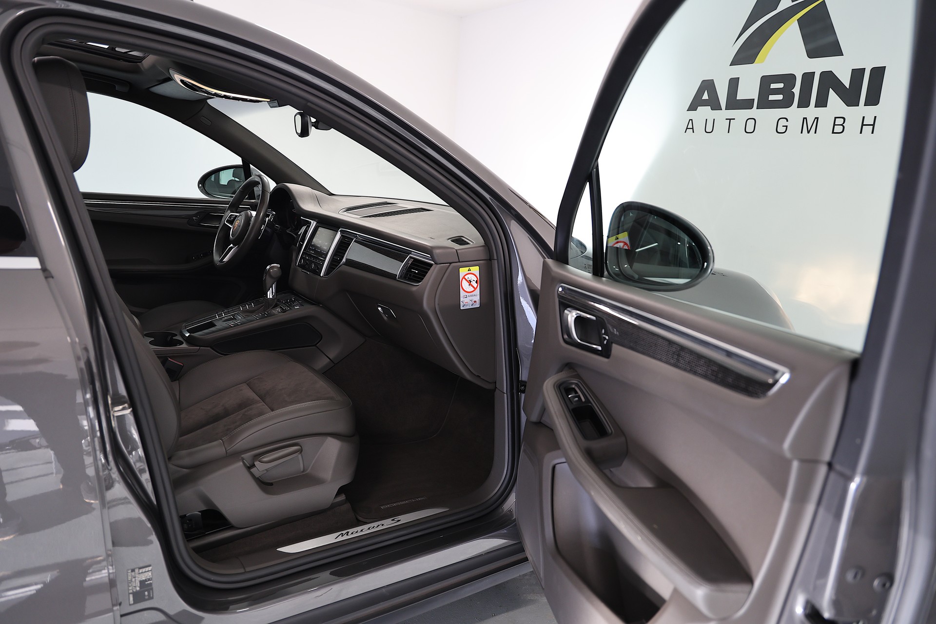 PORSCHE Macan 3.0 V6 S-image-9