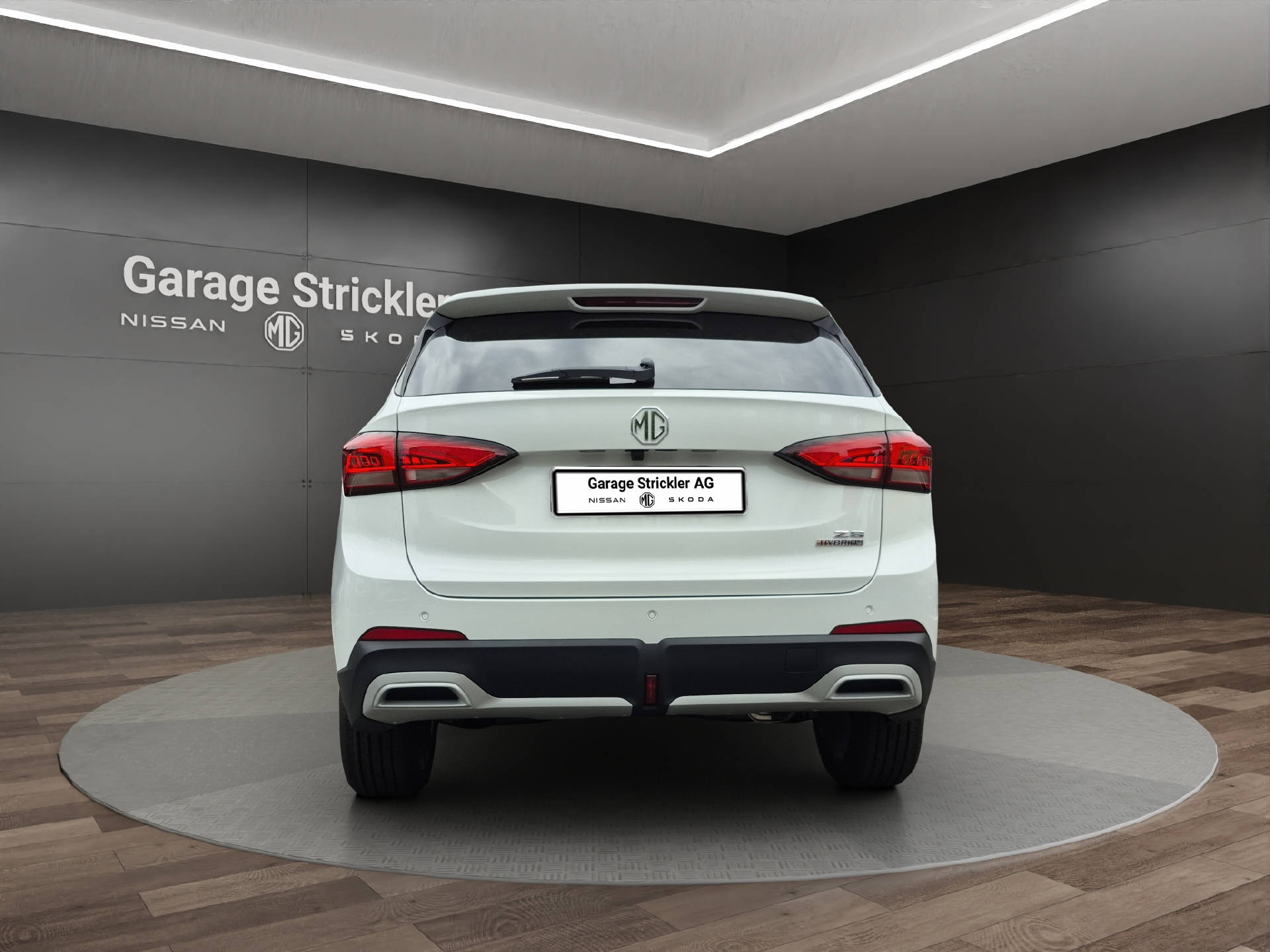 MG ZS 1.5 Hybrid+ Luxury Sunroof-showroom-element-3
