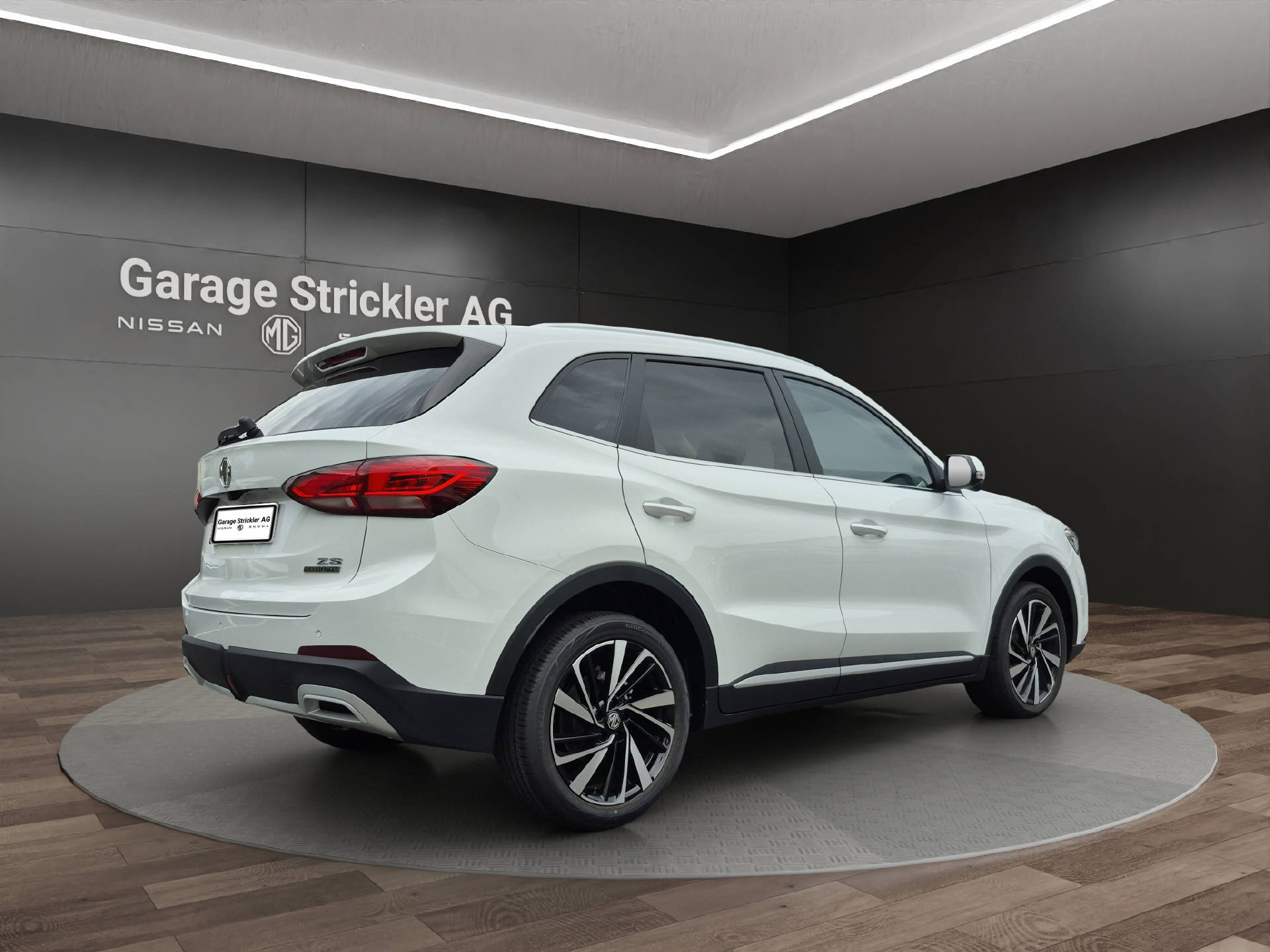 MG ZS 1.5 Hybrid+ Luxury Sunroof-image-4