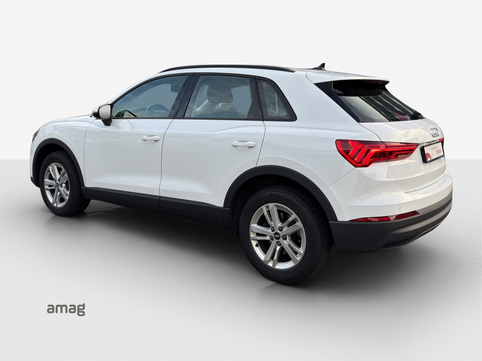 AUDI Q3 35 TDI Attraction quattro S-tronic-showroom-element-2