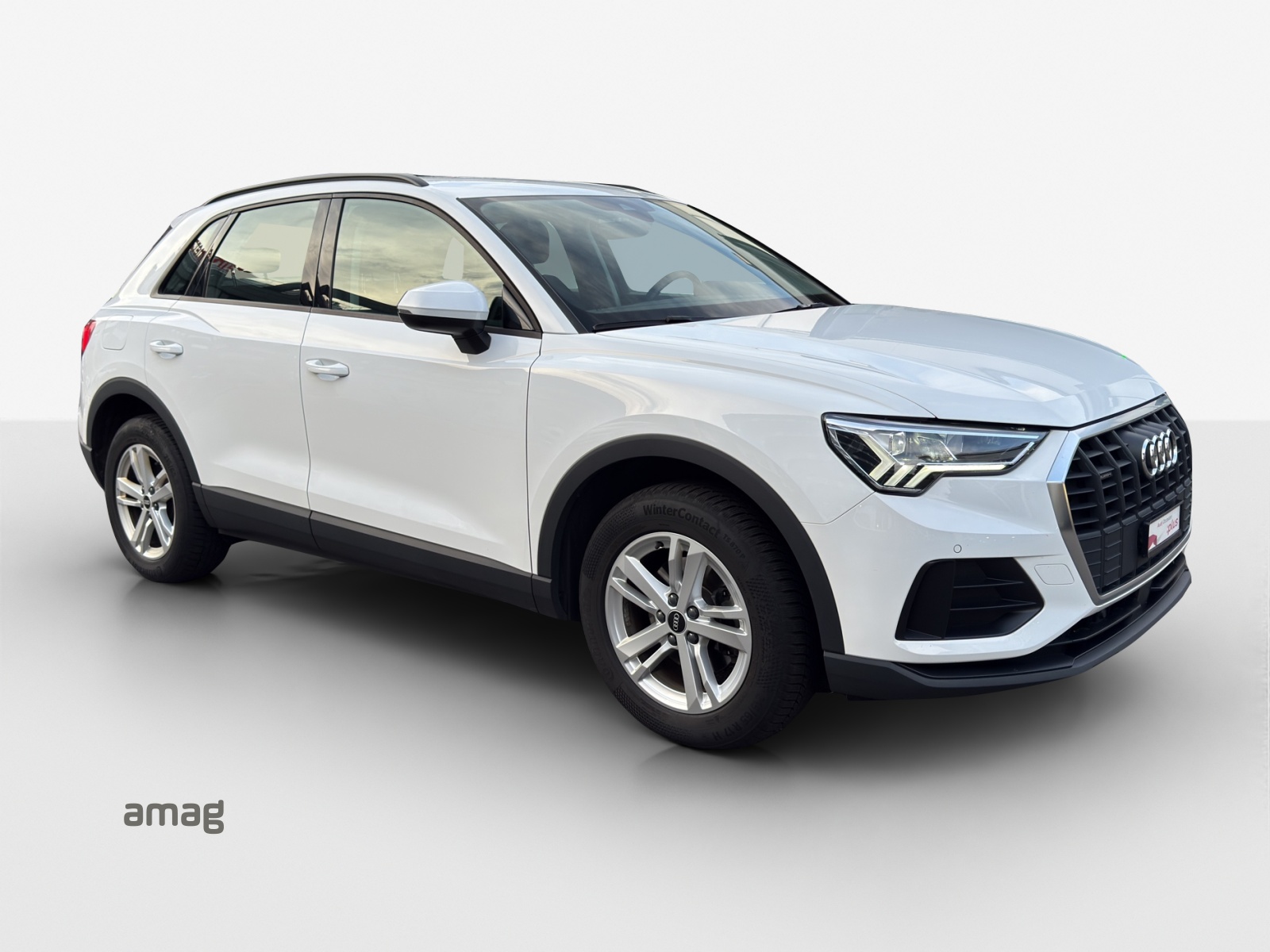 AUDI Q3 35 TDI Attraction quattro S-tronic-image-5