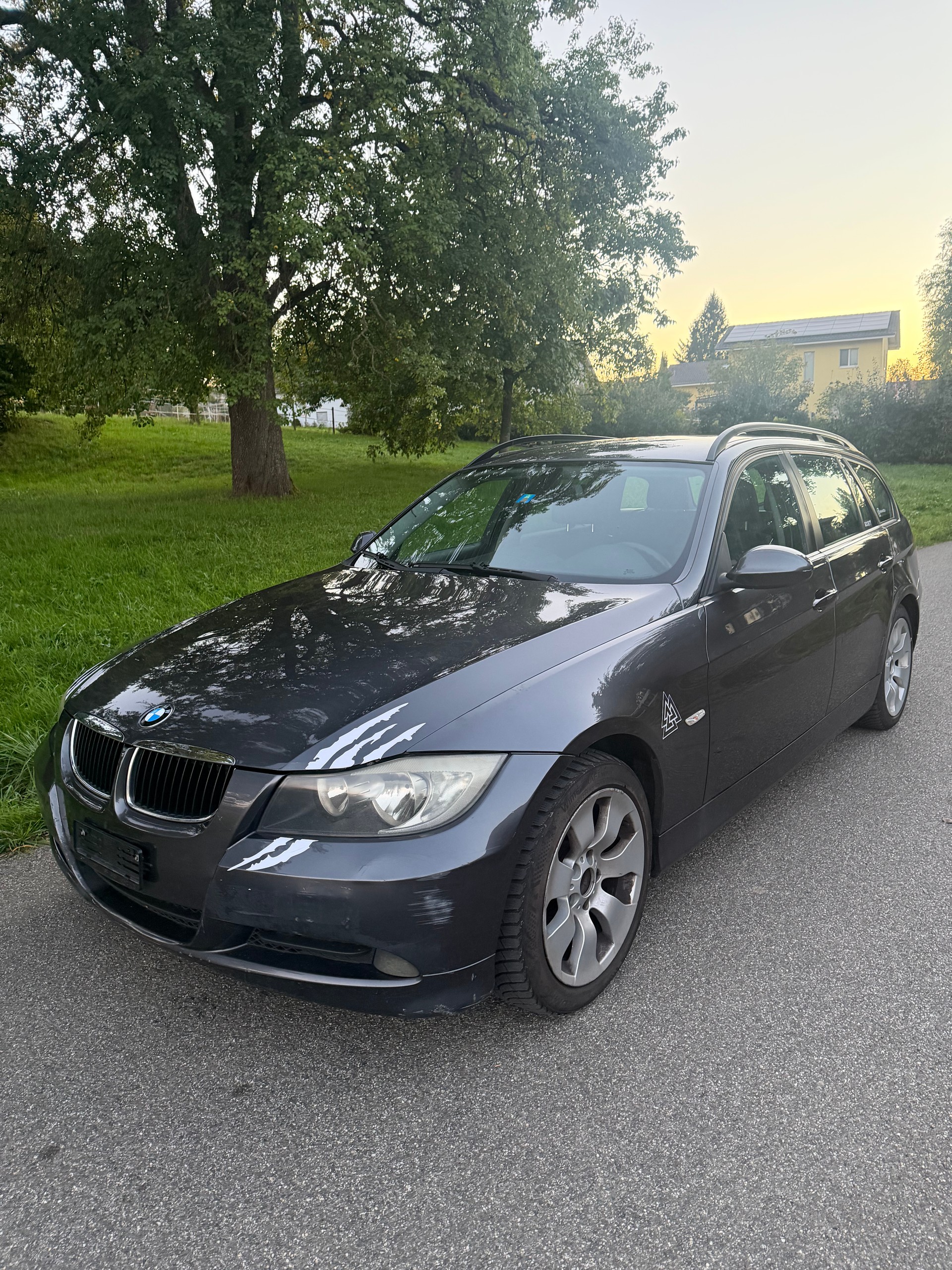 BMW 320d-image-1