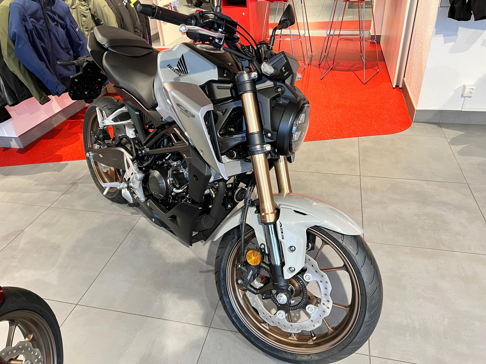 HONDA CB 125 R-image-2