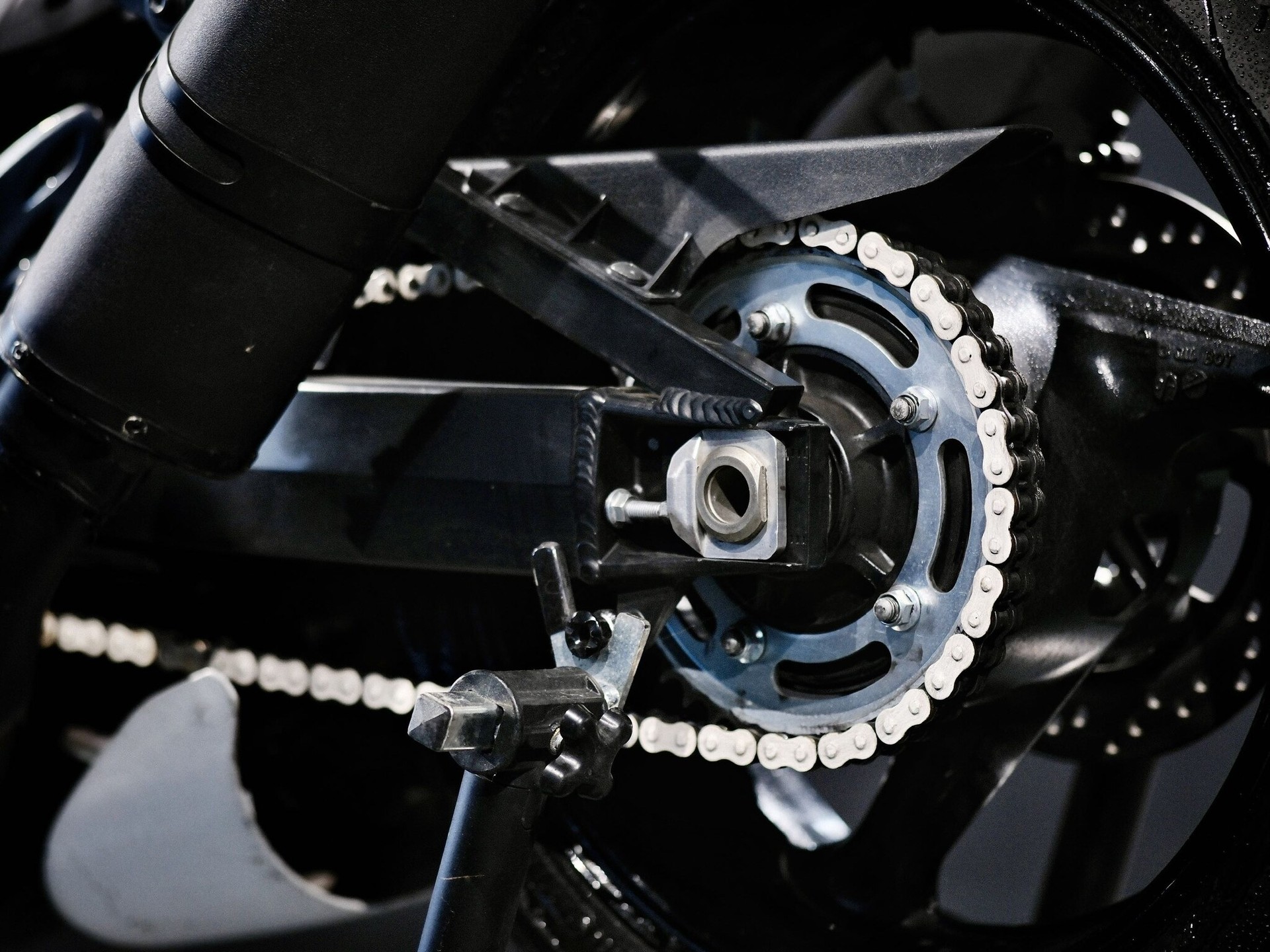 SUZUKI RZ Hayabusa K8 Streetfighter-image-13