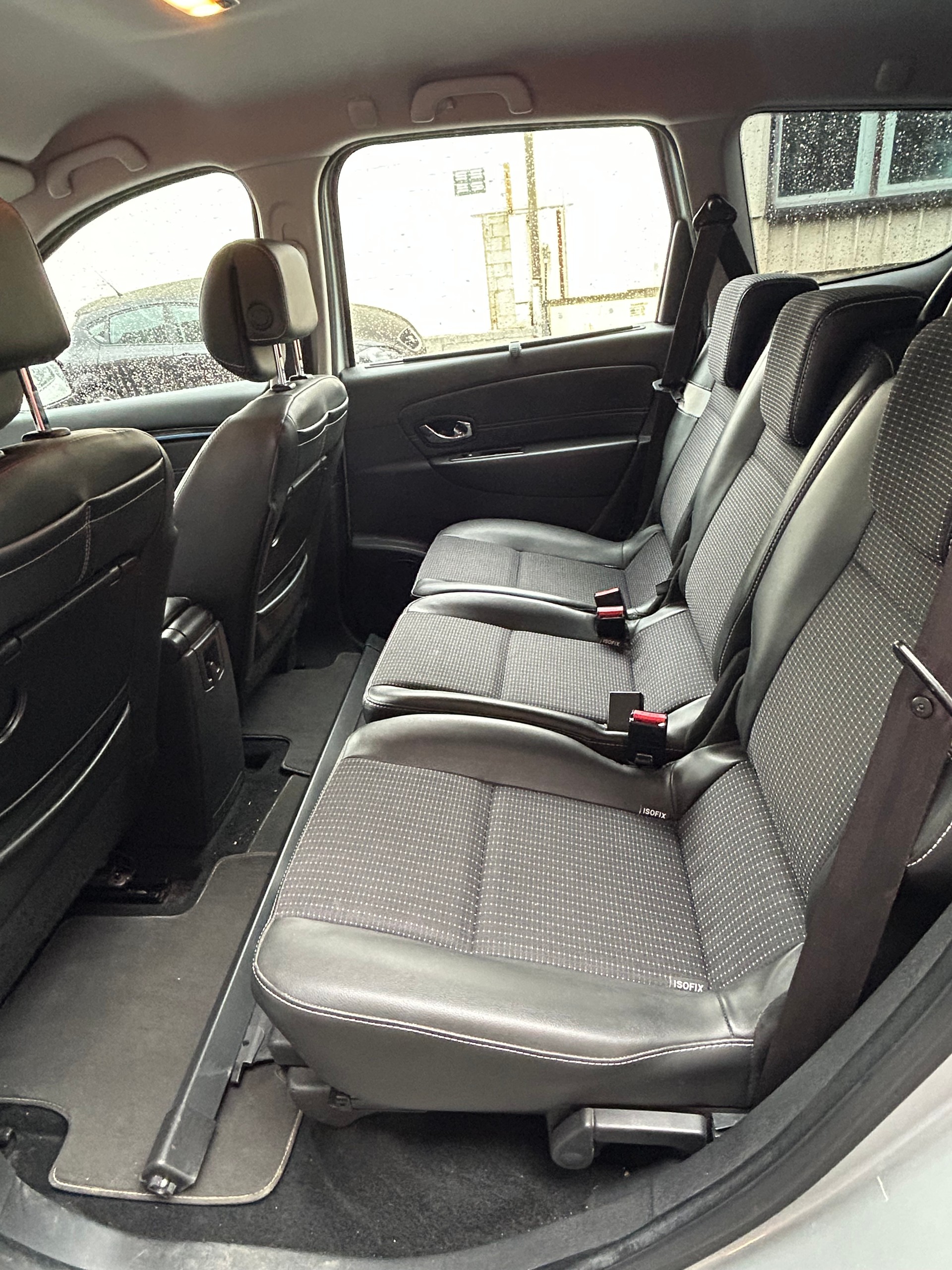 RENAULT Grand Scénic 1.5 dCi Expression EDC-image-7