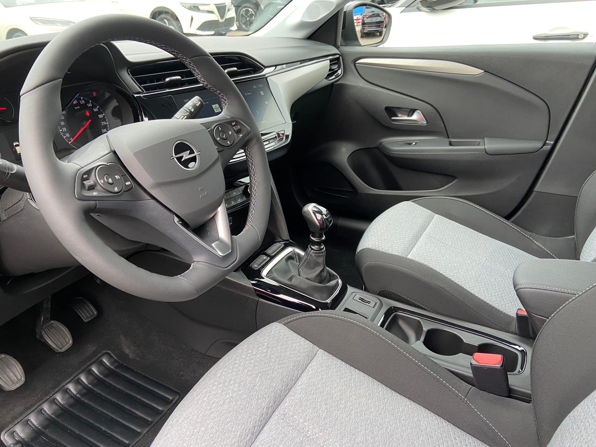 OPEL Corsa 1.2 TP Edition-image-4
