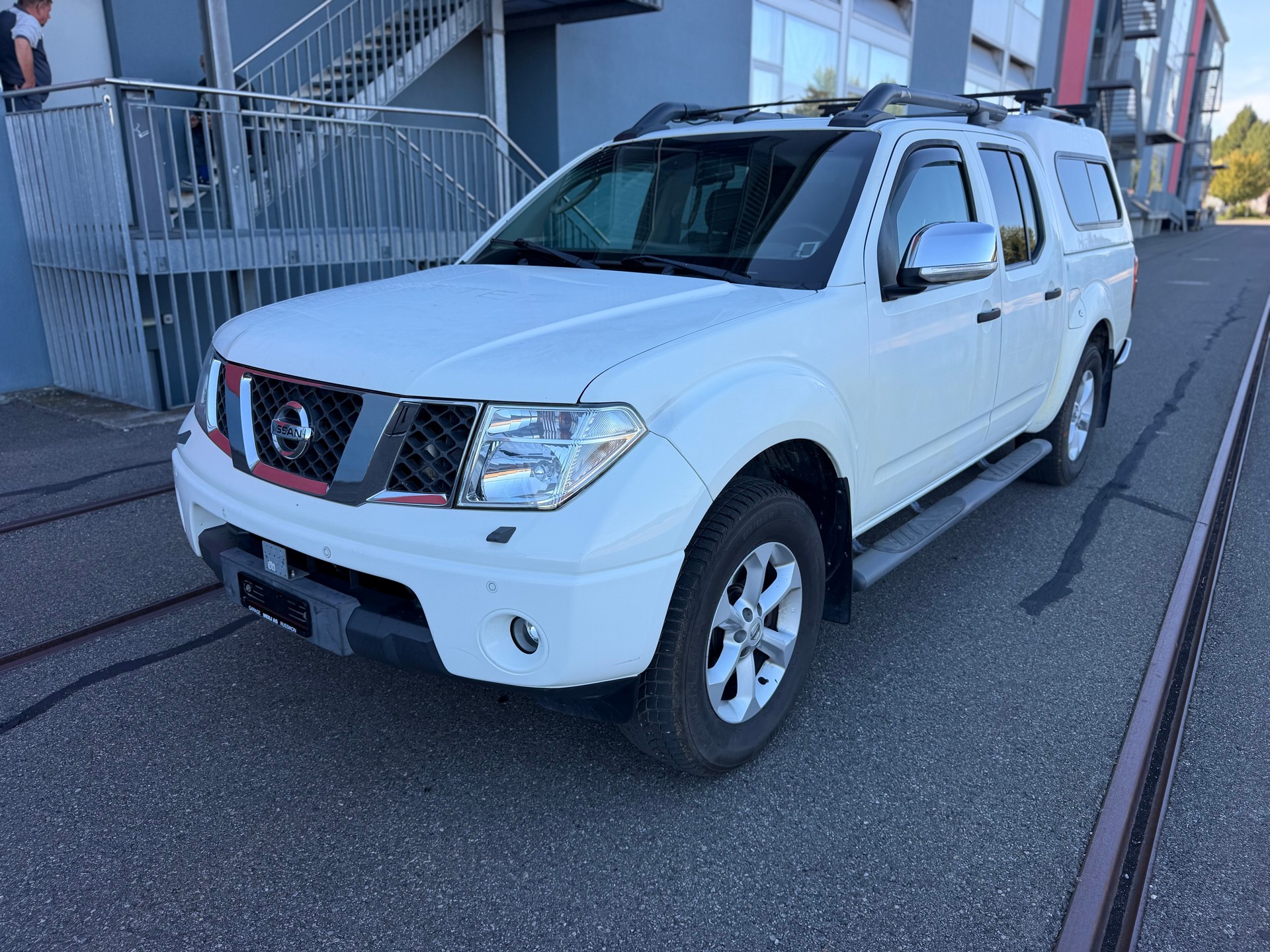 NISSAN Navara Double Cab SE 2.5 dCiA 4WD