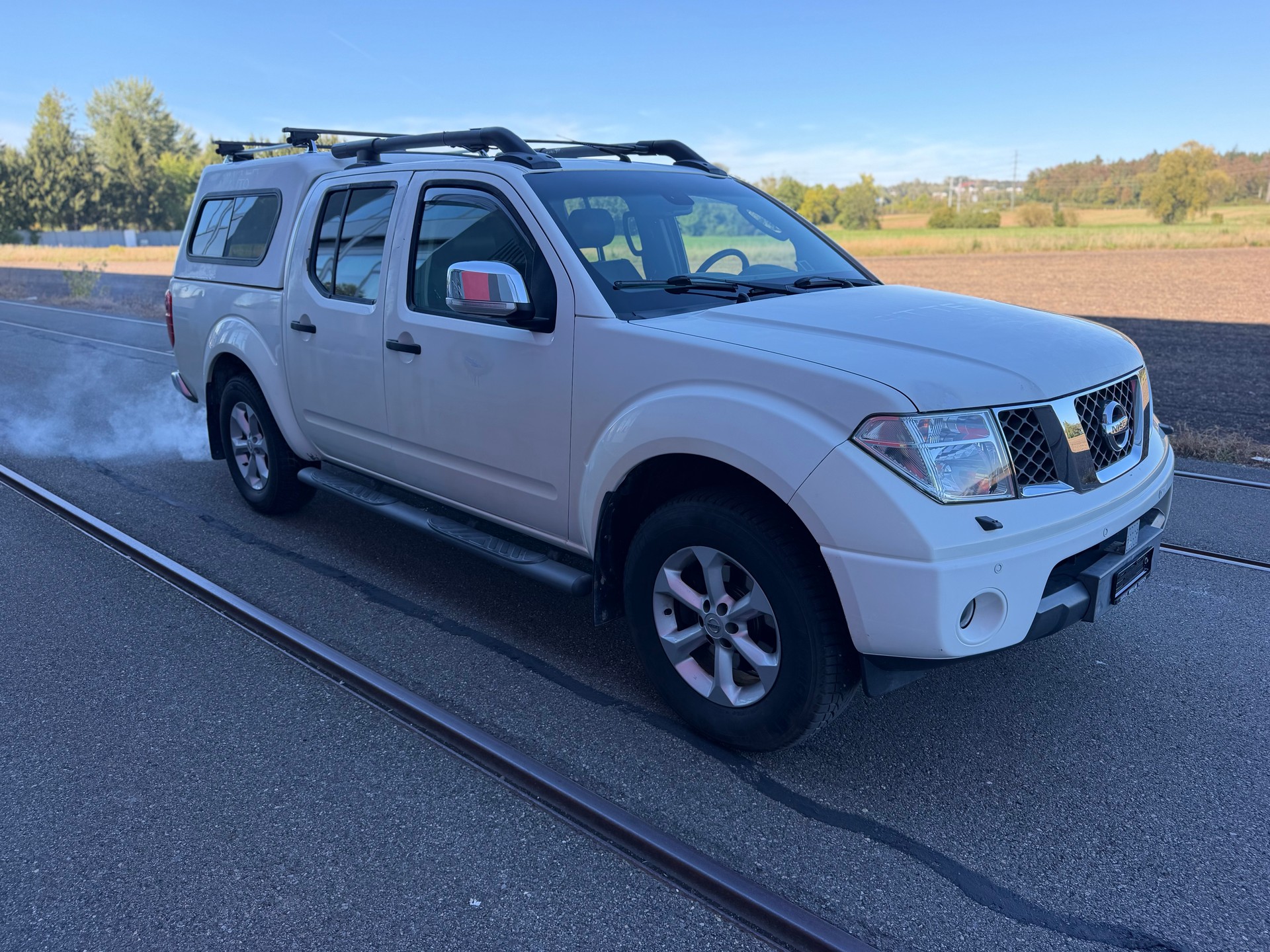 NISSAN Navara Double Cab SE 2.5 dCiA 4WD-showroom-element-2