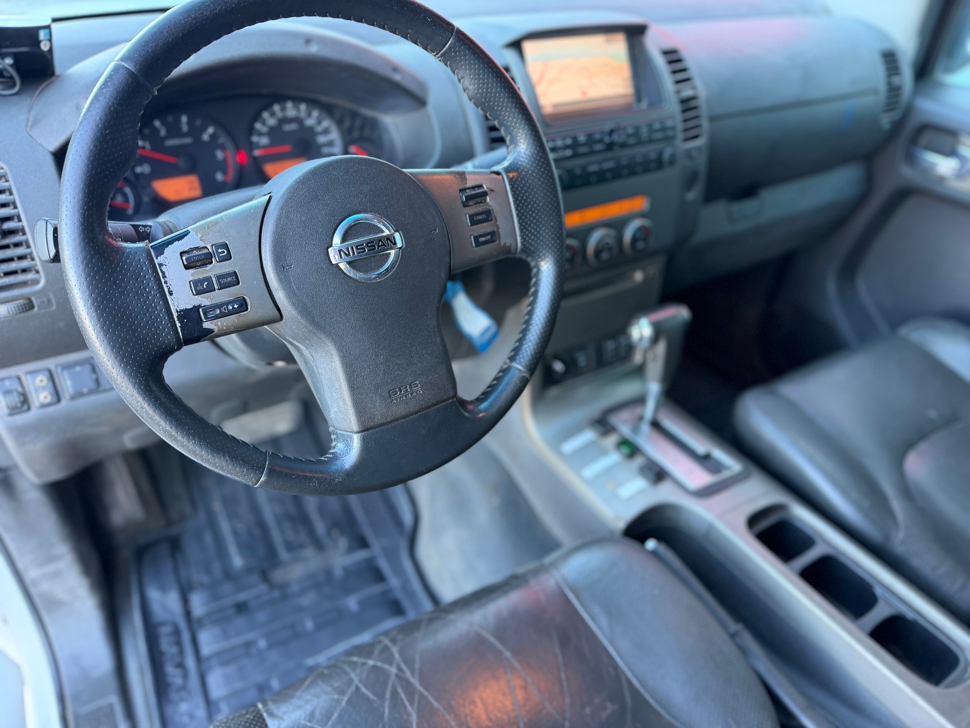NISSAN Navara Double Cab SE 2.5 dCiA 4WD-image-15