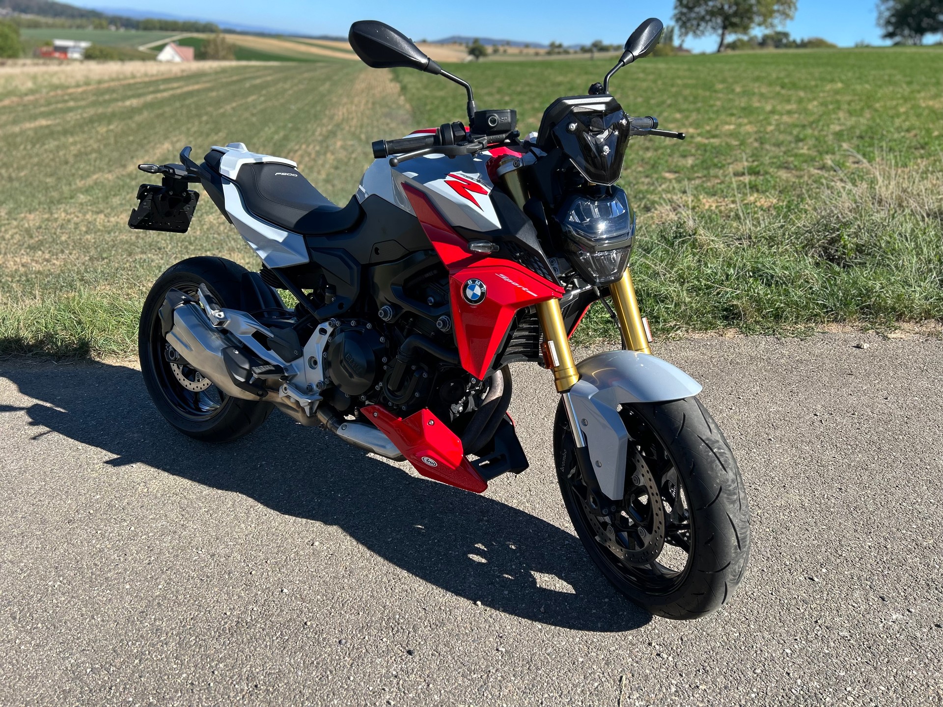 BMW F 900 R ABS-image-1