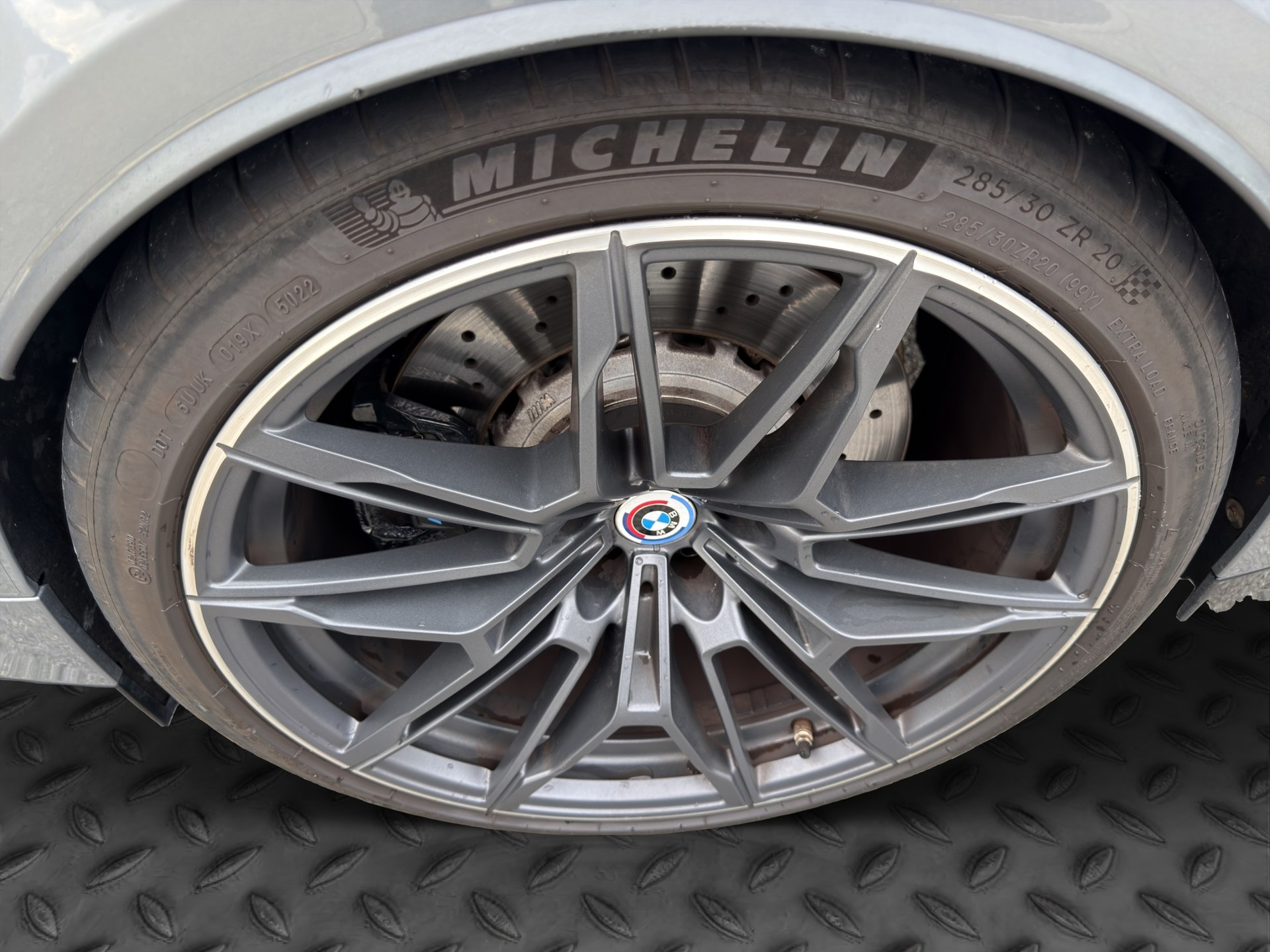 BMW M3 Touring xDrive Competition M-image-17