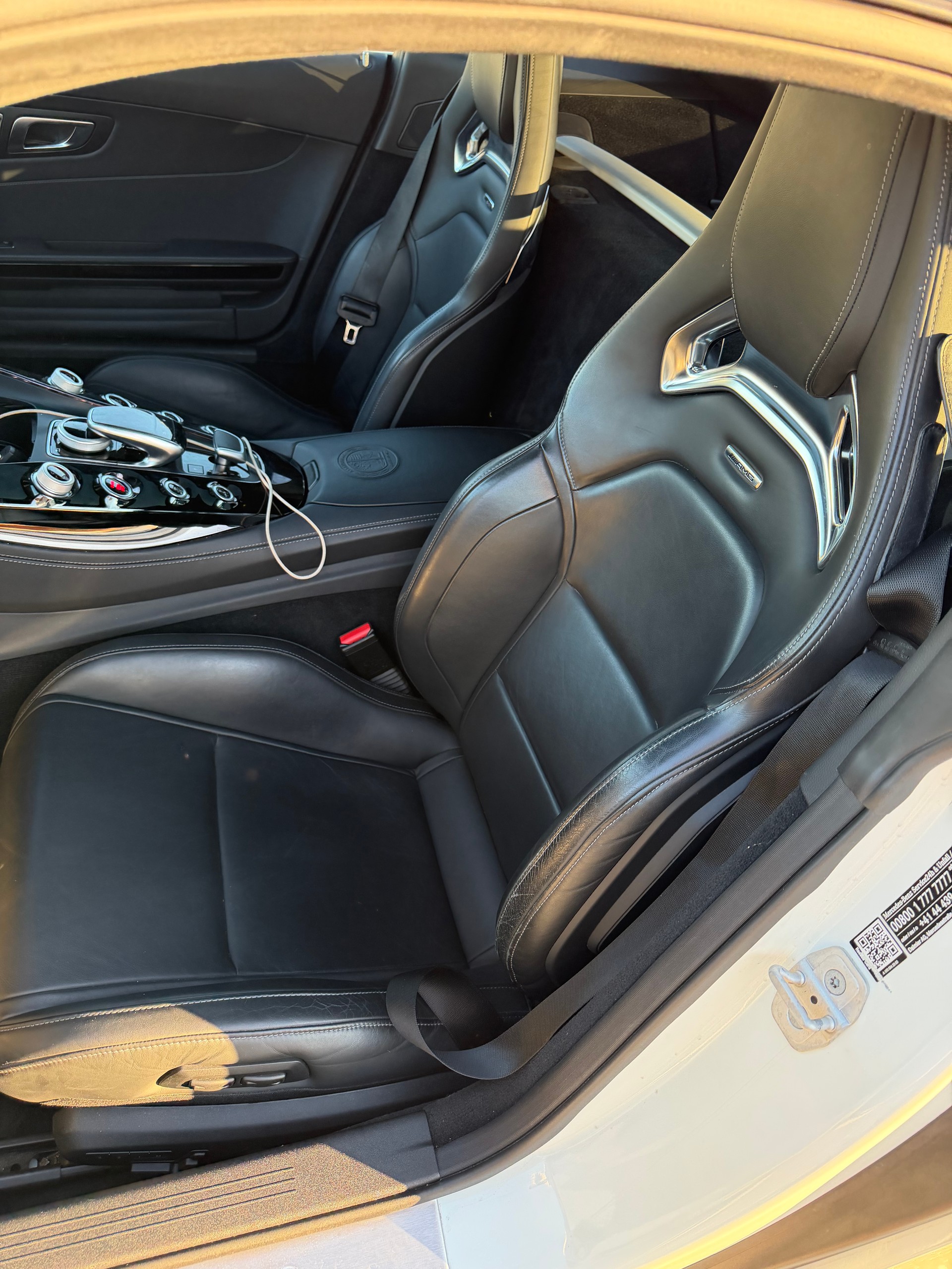 MERCEDES-BENZ AMG GT S-image-3