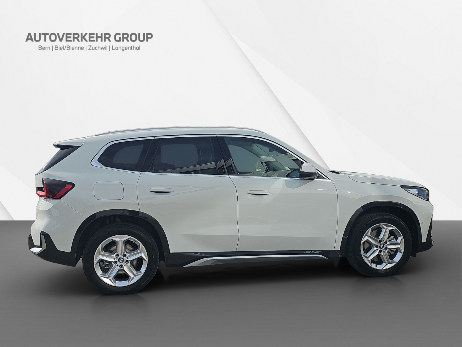 BMW X1 xDrive 30e xLine-image-6