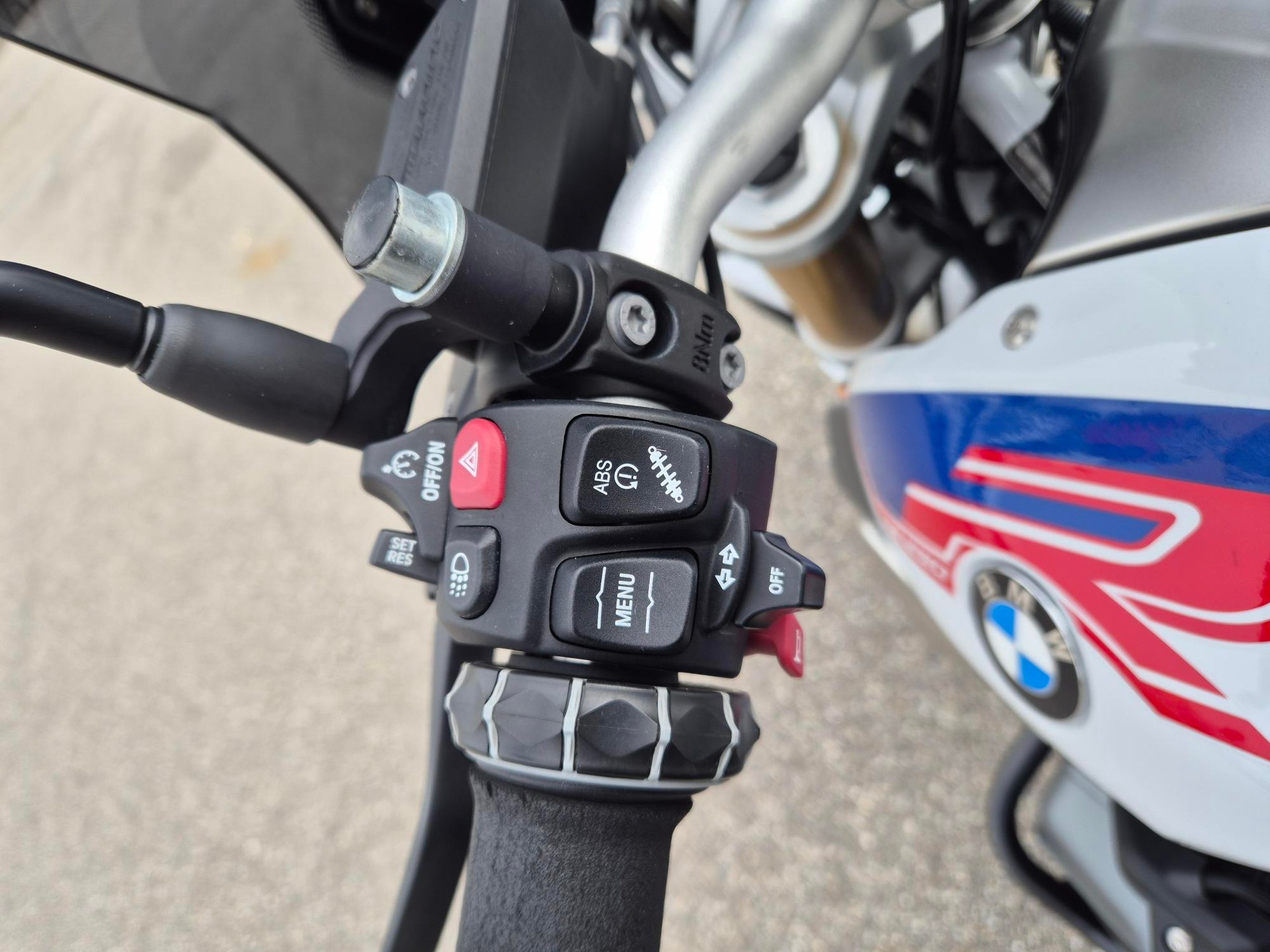 BMW R 1250 R ABS-image-12